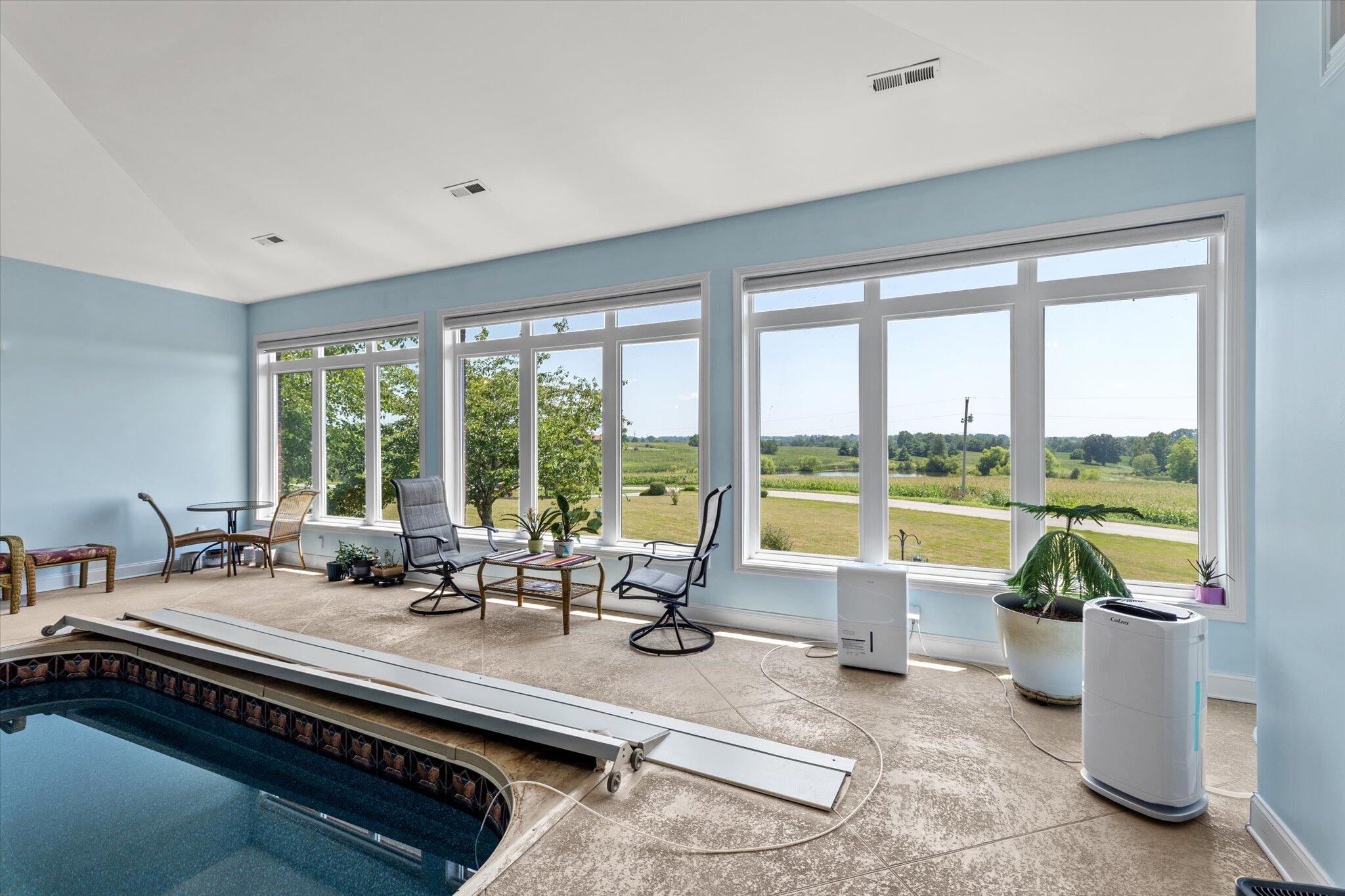 Georgetown, Kentucky, 40324, United States, 6 Bedrooms Bedrooms, ,4 BathroomsBathrooms,Residential,For Sale,1874410