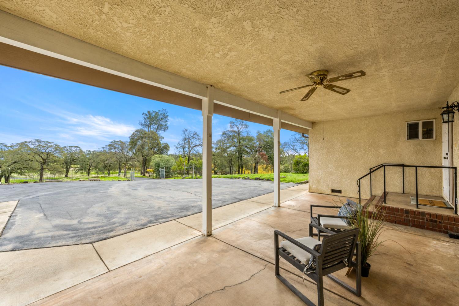 Shingle Springs, California, 95682, United States, 3 Bedrooms Bedrooms, ,3 BathroomsBathrooms,Residential,For Sale,1997420