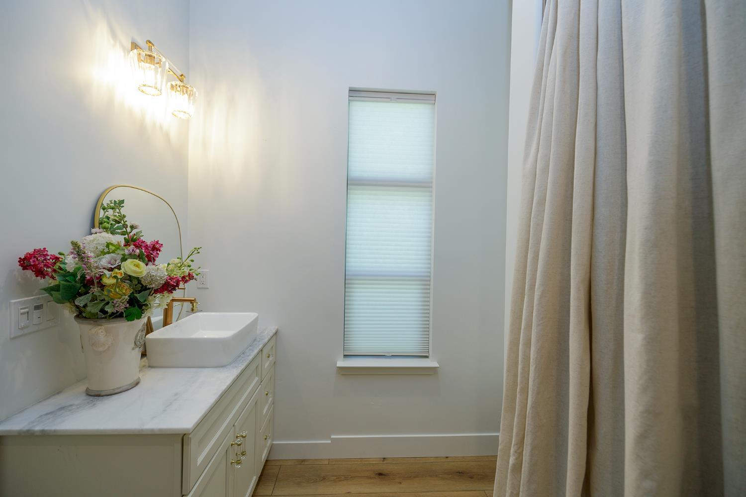 Modesto, California, 95357, United States, 4 Bedrooms Bedrooms, ,4 BathroomsBathrooms,Residential,For Sale,1976586