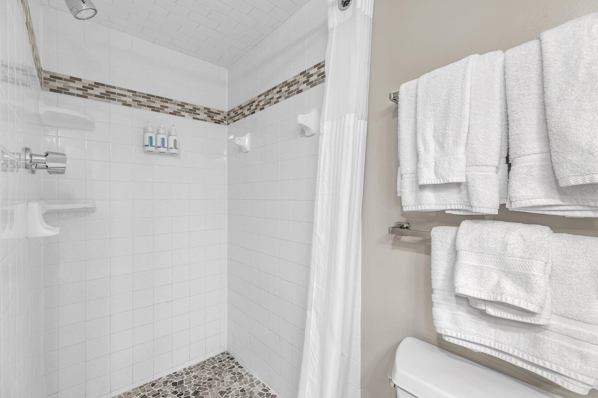 8202 Marina Villa Drive, 8202, Duck, Florida, 33050, United States, 3 Bedrooms Bedrooms, ,2 BathroomsBathrooms,Residential,For Sale,8202 Marina Villa Drive, 8202,1621353