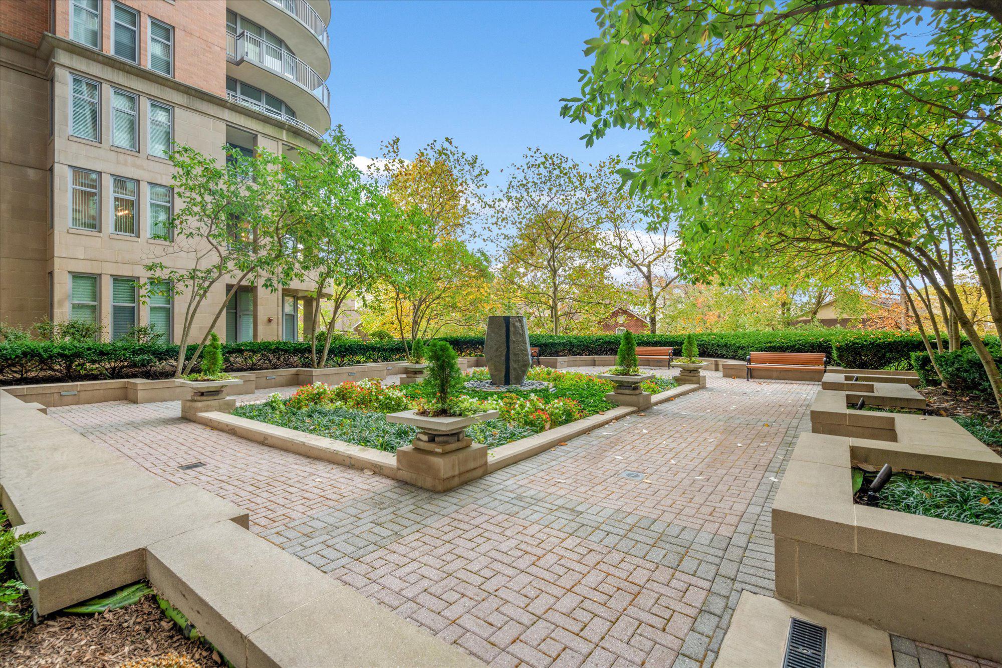  8220 Crestwood Heights Drive, Mclean, VA, 22102 - 物件實景