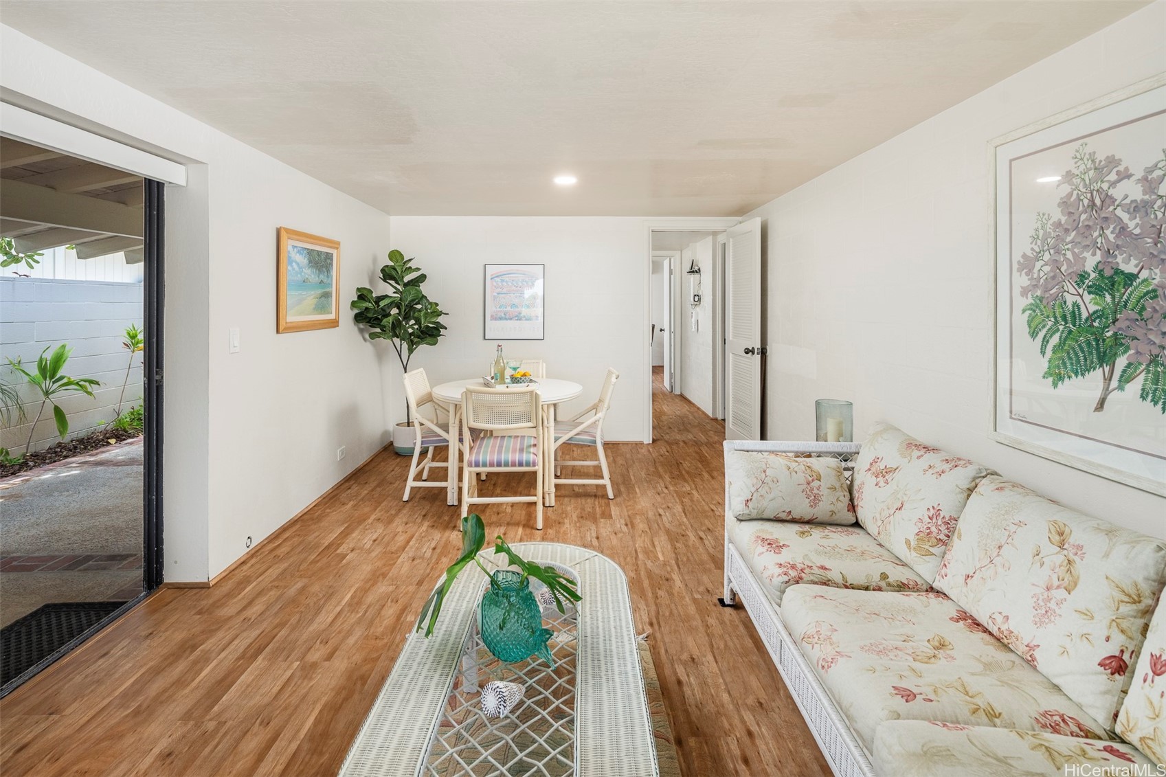 Kailua, Hawaii, 96734, United States, 5 Bedrooms Bedrooms, ,4 BathroomsBathrooms,Residential,For Sale,1896649