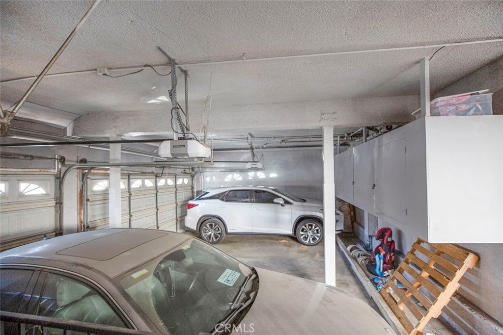 Glendale, California, 91201, United States, ,Residential,For Sale,1939983