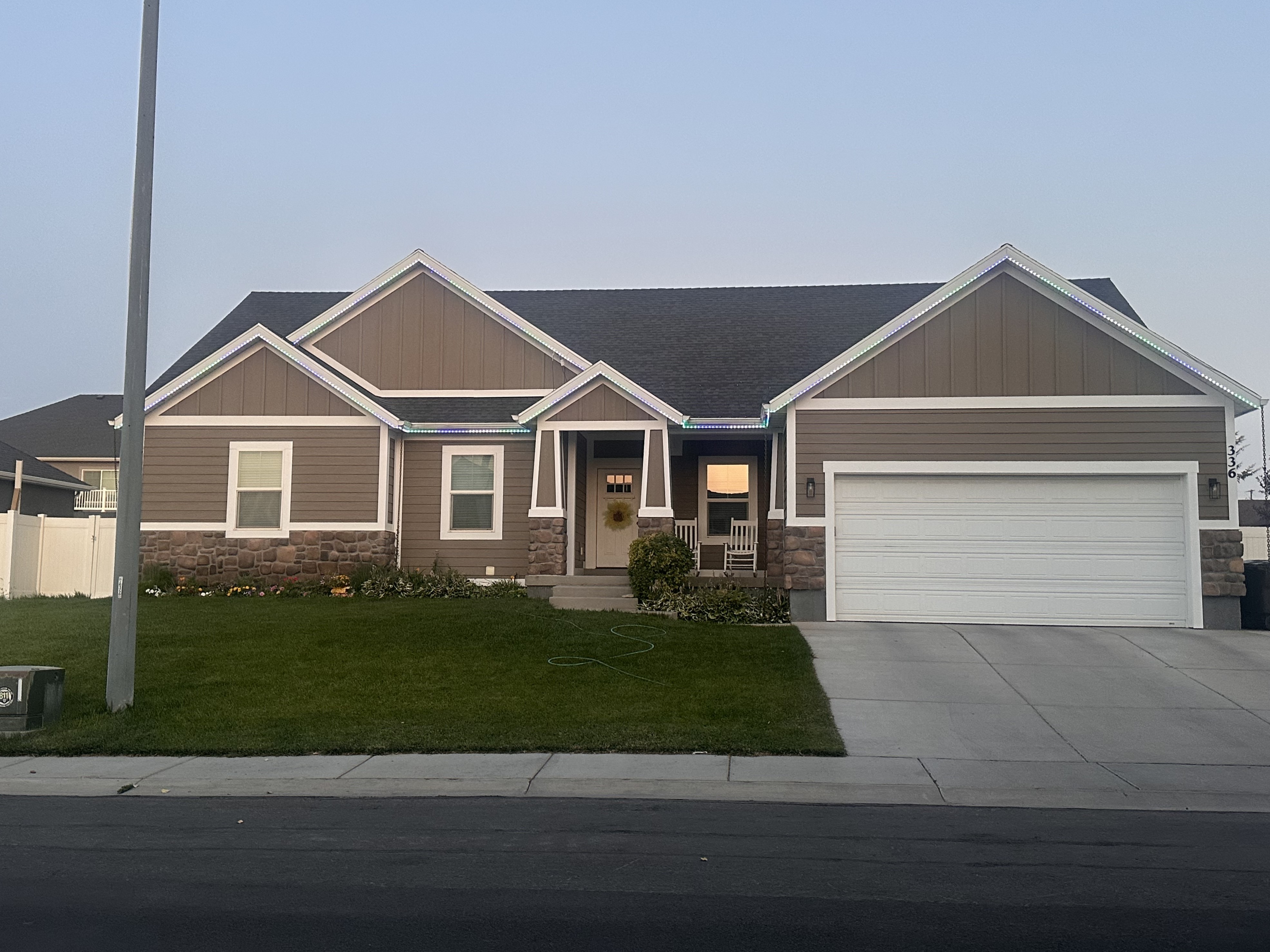 Roosevelt, Utah, 84066, United States, 6 Bedrooms Bedrooms, ,3 BathroomsBathrooms,Residential,For Sale,1976583