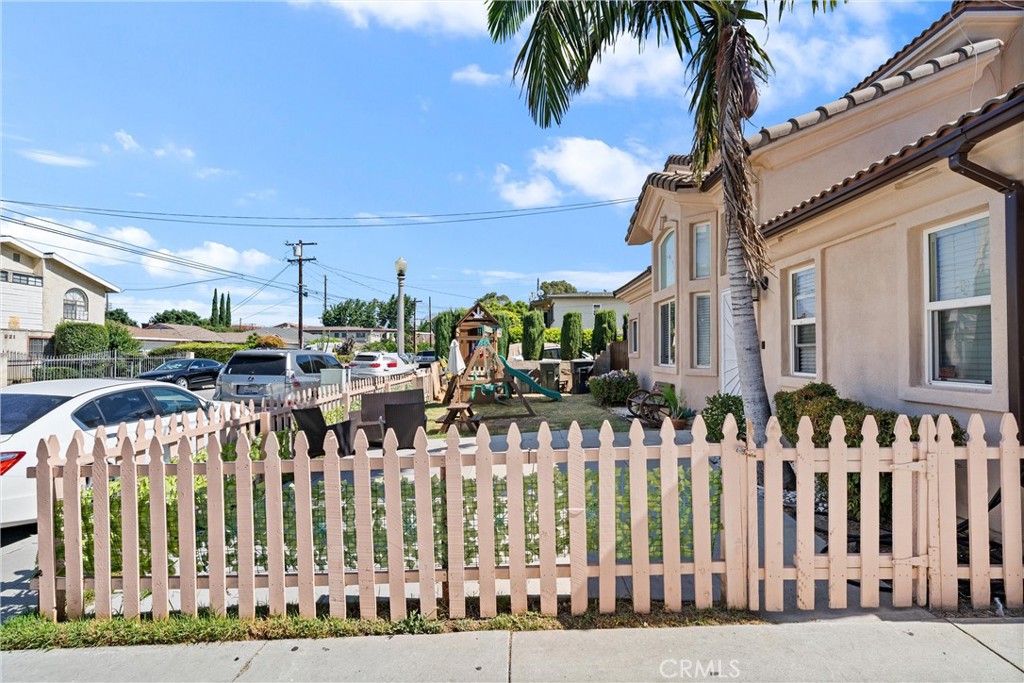 San Gabriel, California, 91776, United States, ,Residential,For Sale,2008598