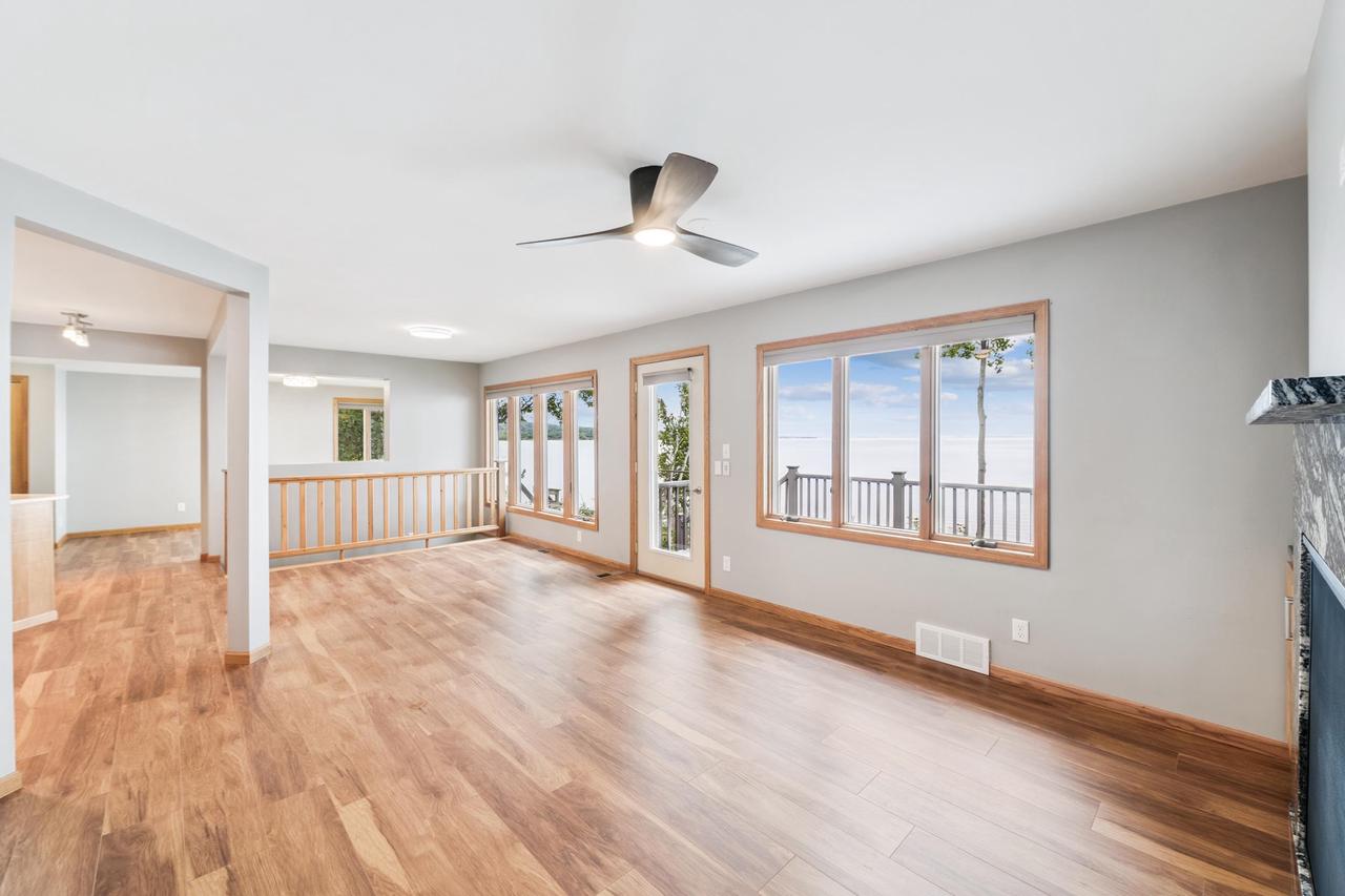 Washburn, Wisconsin, 54891, United States, 3 Bedrooms Bedrooms, ,1 BathroomBathrooms,Residential,For Sale,1960790