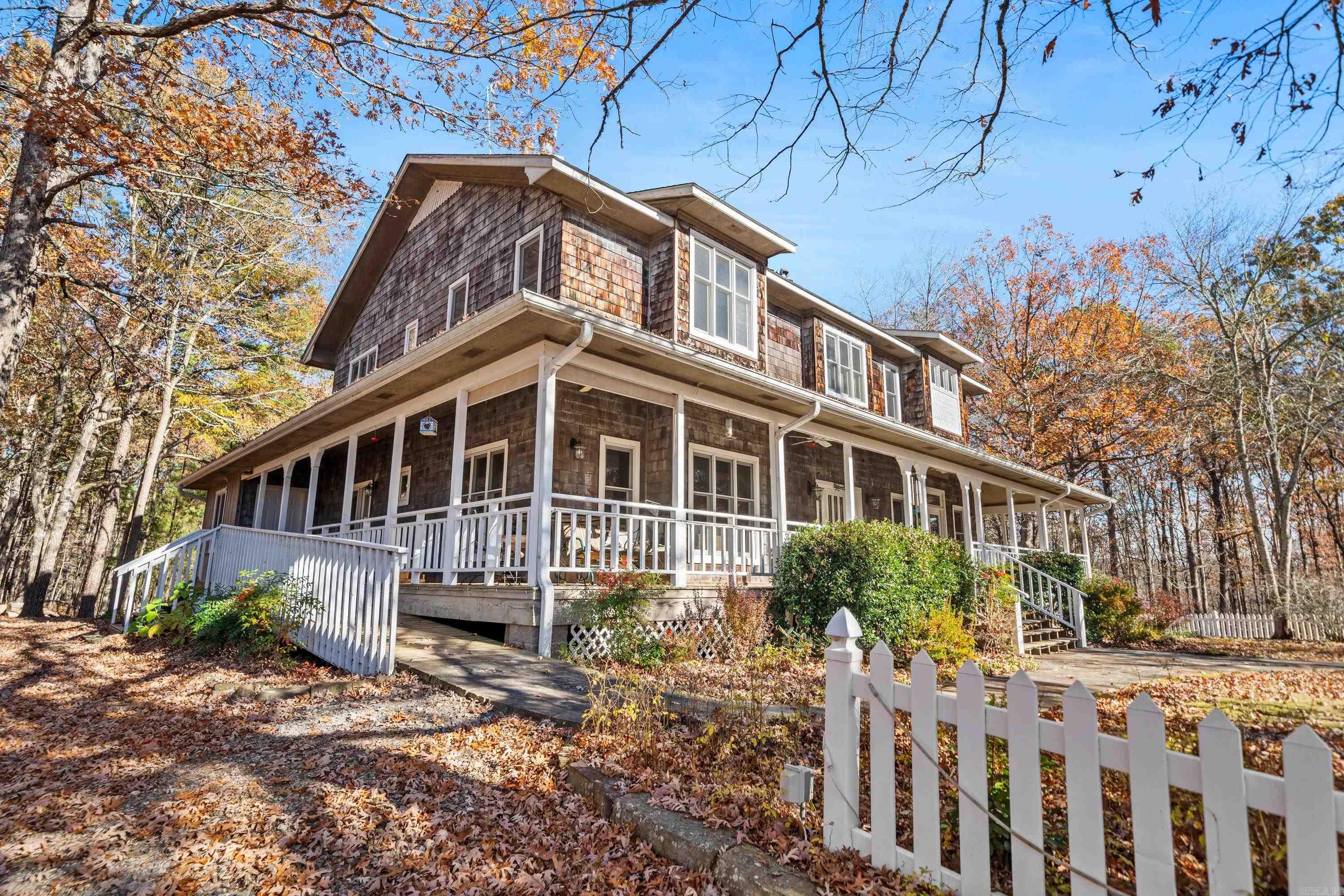 Jessieville, Arkansas, 71949, United States, 10 Bedrooms Bedrooms, ,11 BathroomsBathrooms,Residential,For Sale,2008593