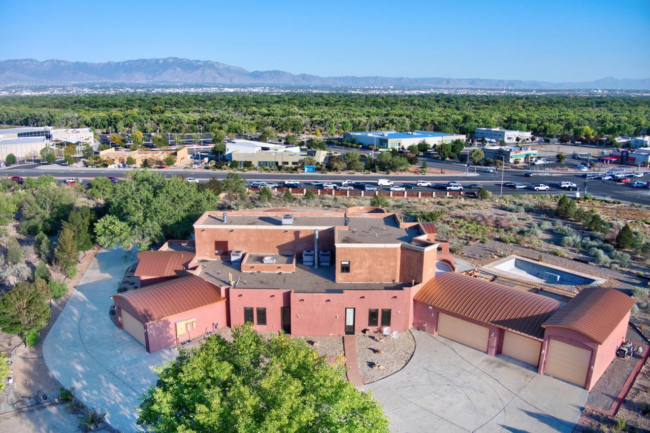 6301 COORS Boulevard NW, Albuquerque, New Mexico, 87120, United States, 3 Bedrooms Bedrooms, ,4 BathroomsBathrooms,Residential,For Sale,6301 COORS Boulevard NW,1637534