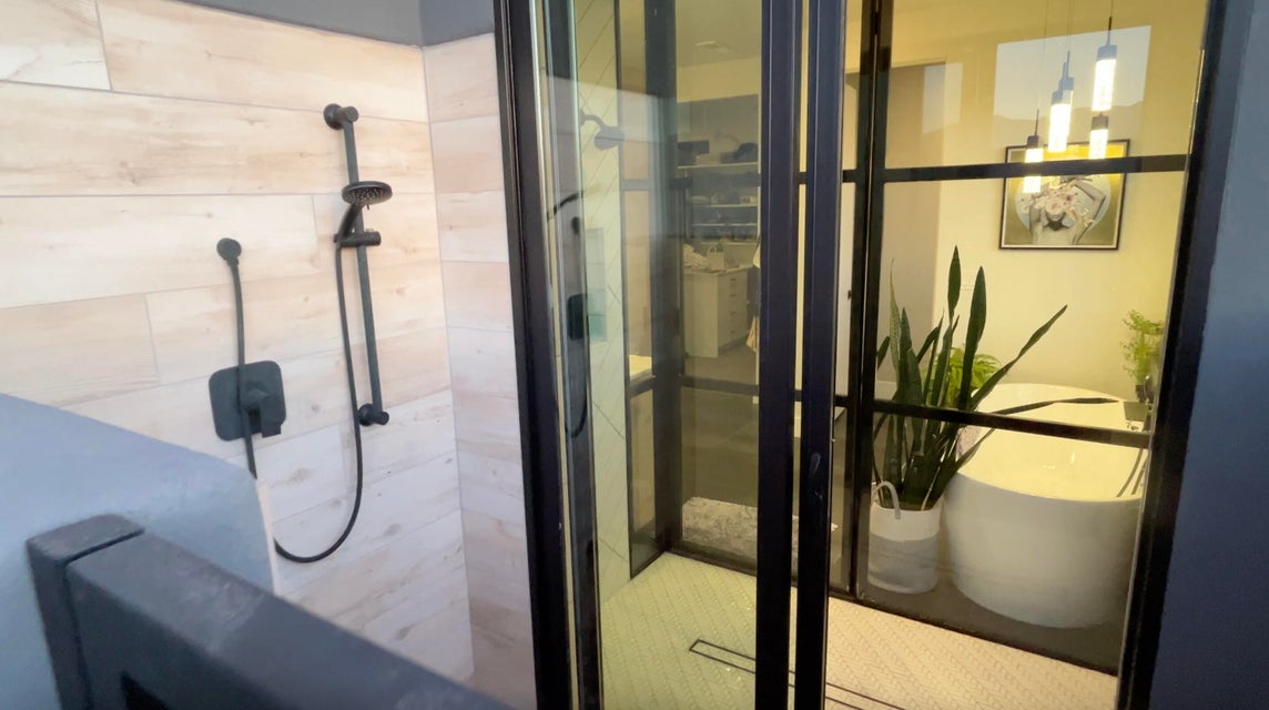 Washington, Utah, 84780, United States, 4 Bedrooms Bedrooms, ,4 BathroomsBathrooms,Residential,For Sale,1998221