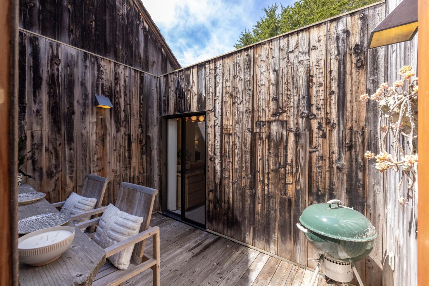 Carmel, California, 93923, United States, 3 Bedrooms Bedrooms, ,2 BathroomsBathrooms,Residential,For Sale,1901917