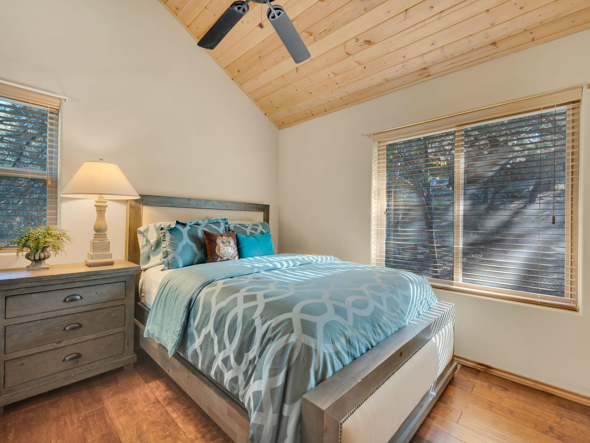 Pine, Arizona, 85544, United States, 3 Bedrooms Bedrooms, ,1 BathroomBathrooms,Residential,For Sale,1862408