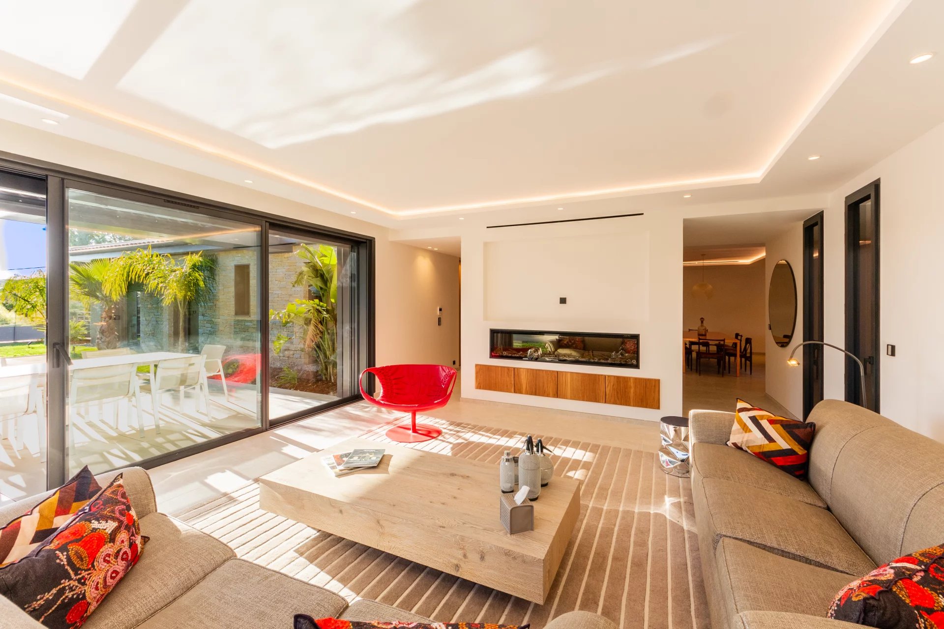 Sainte-Maxime, Provence-Alpes-Côte d’Azur, 83120, FR, 4 Bedrooms Bedrooms, ,4 BathroomsBathrooms,Residential,For Sale,1472761