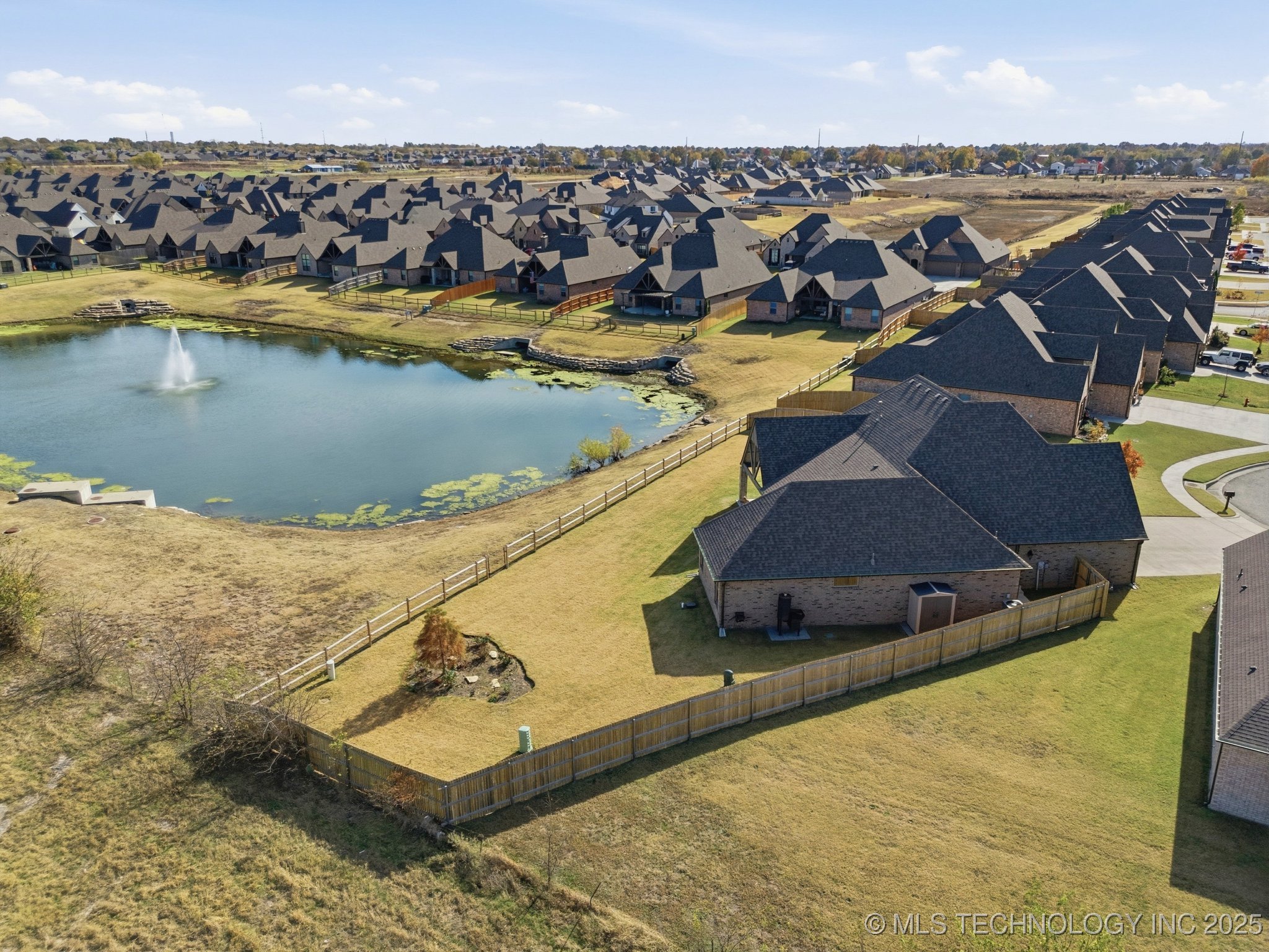 Broken Arrow, Oklahoma, 74014, United States, 4 Bedrooms Bedrooms, ,3 BathroomsBathrooms,Residential,For Sale,1992864