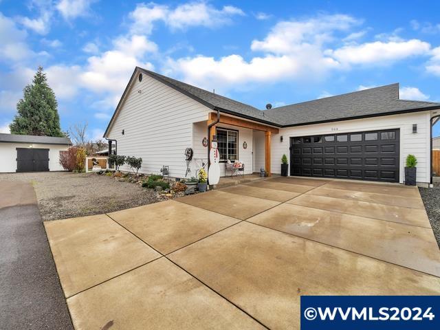 566 11th St N, Aumsville, Oregon, 97325, United States, 4 Bedrooms Bedrooms, ,2 BathroomsBathrooms,Residential,For Sale,566 11th St N,1668469