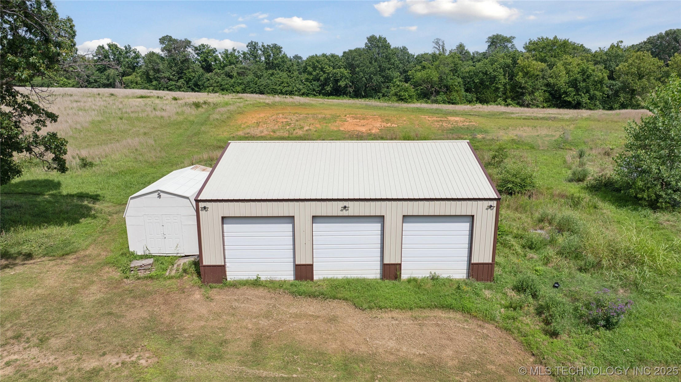 Henryetta, Oklahoma, 74437, United States, 3 Bedrooms Bedrooms, ,2 BathroomsBathrooms,Residential,For Sale,1907675