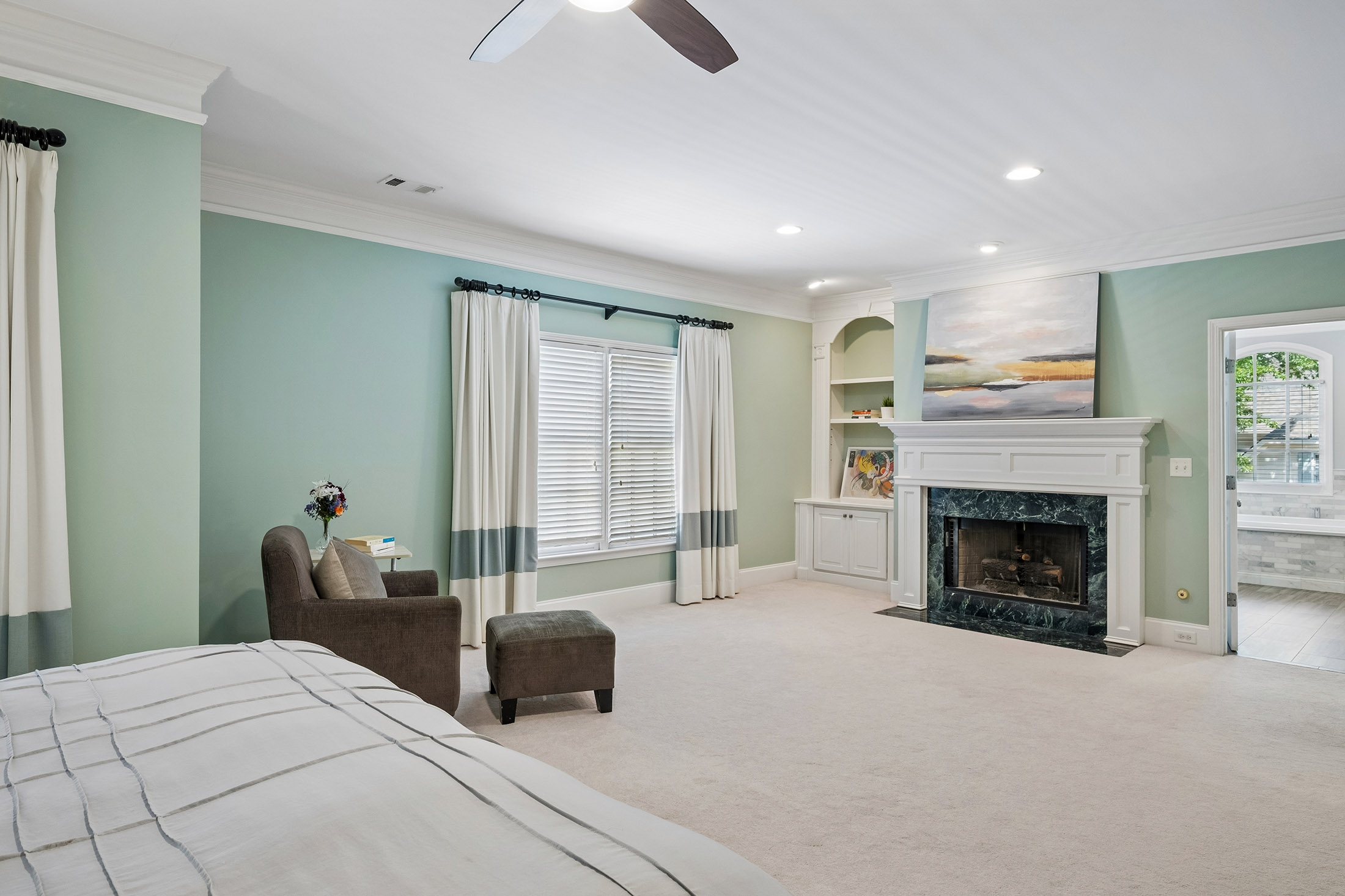  Stunning Cape Cod Residence in Sought-After Edmund Park - 物件實景
