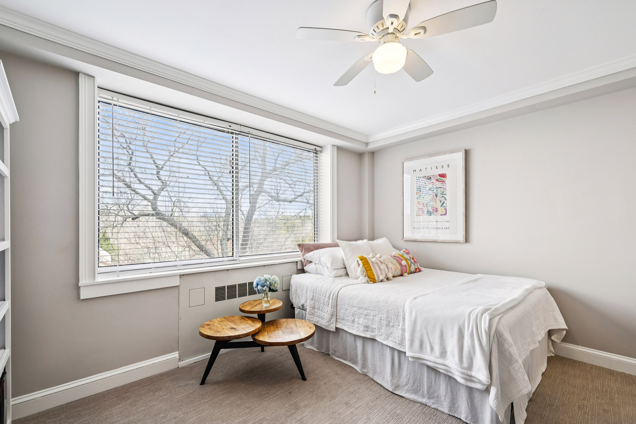  Light-filled Corner Residence at Park Lane - 物件實景