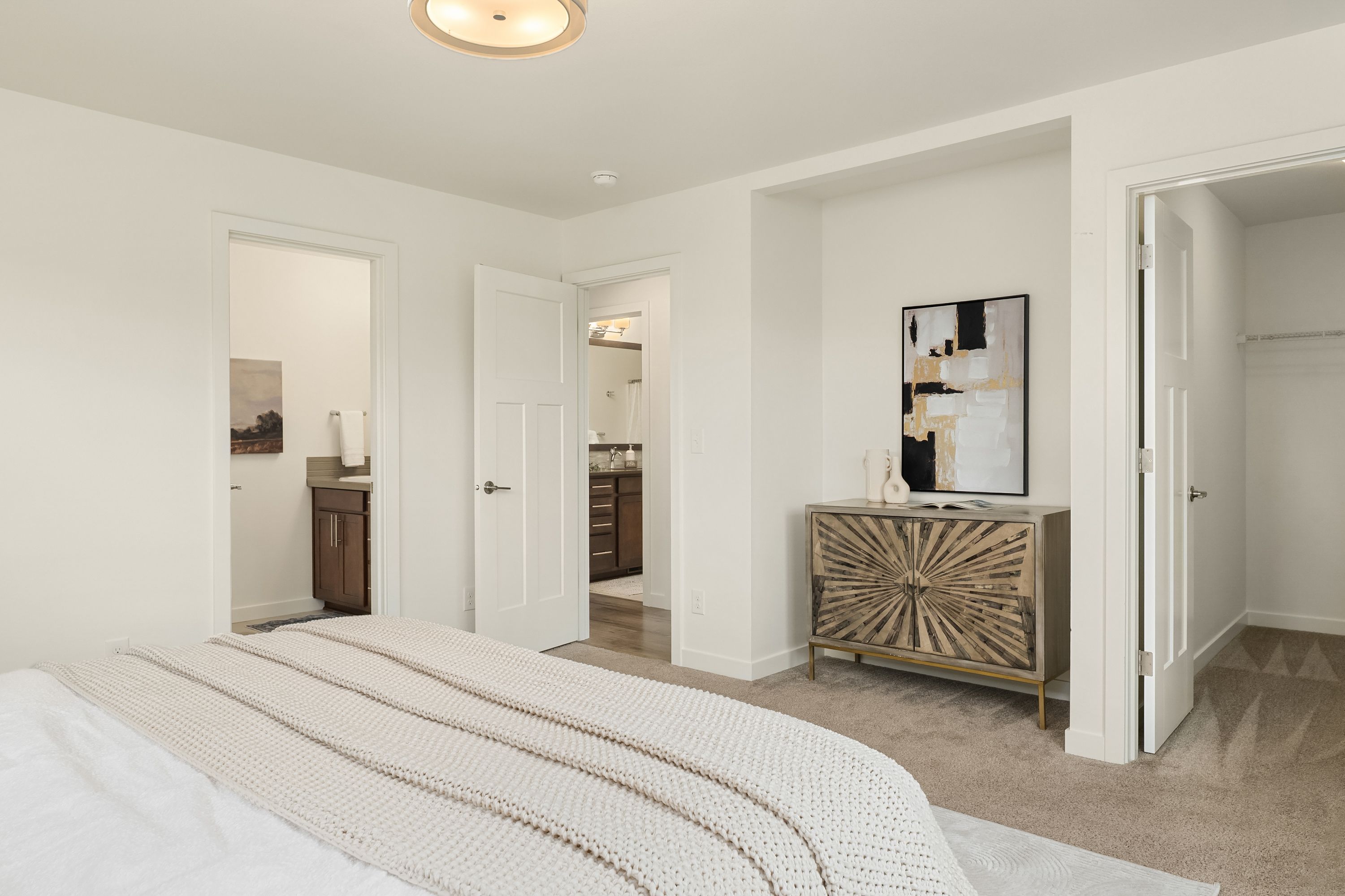  8826 41st St S, Seattle, WA 98118 - 物件實景