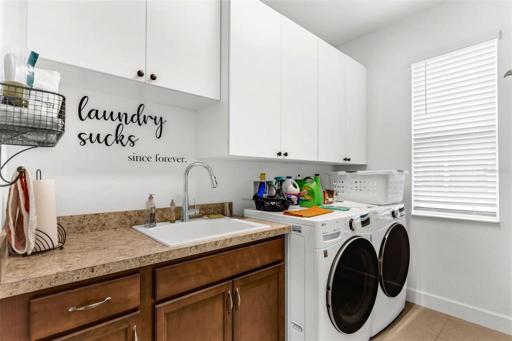 Daytona Beach, Florida, 32124, United States, 3 Bedrooms Bedrooms, ,2 BathroomsBathrooms,Residential,For Sale,1890338