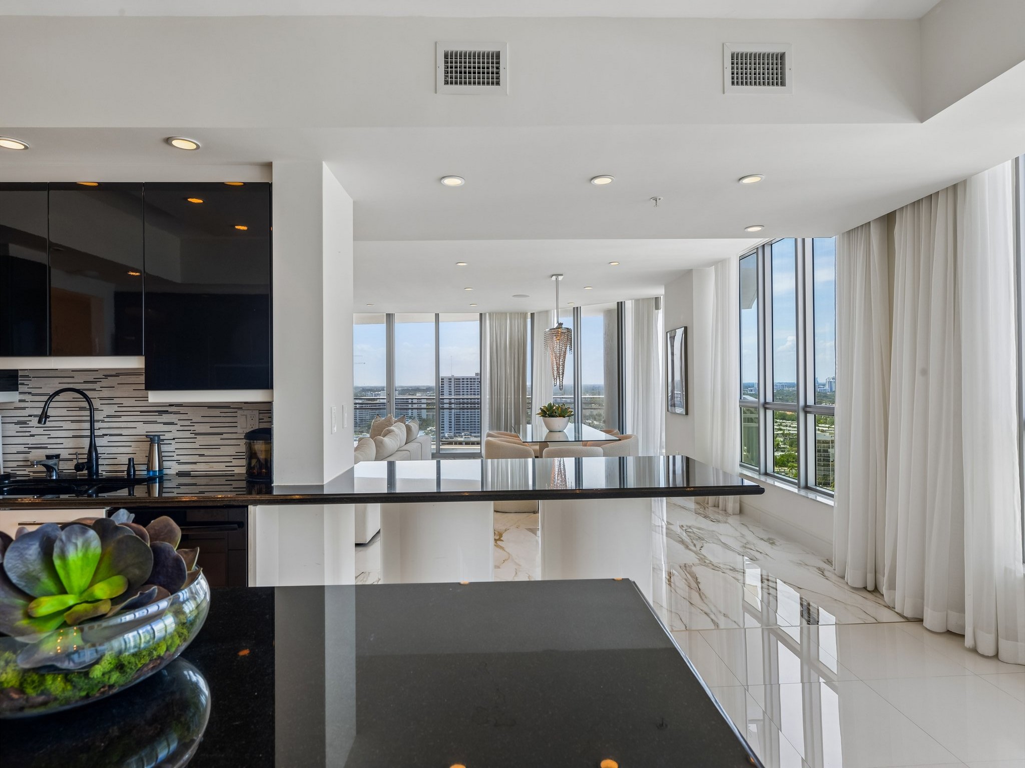  3535 S Ocean Dr, Hollywood, FL, 33019 - 物件實景