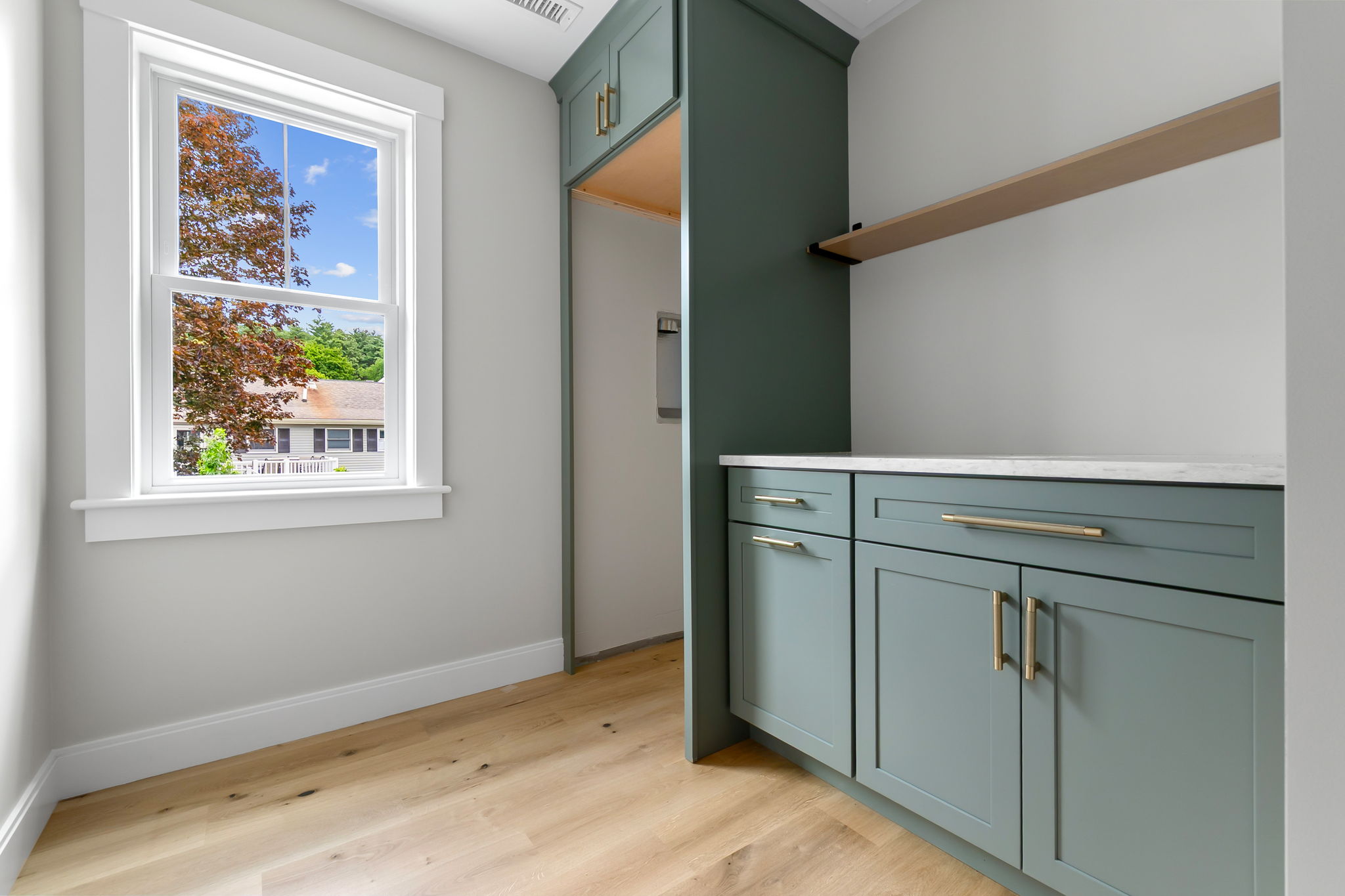  4 Brown Ave, Newburyport, MA, 01950 - 物件實景