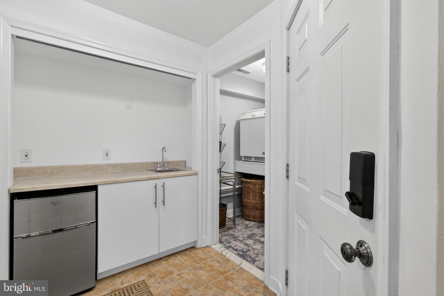 WILMINGTON, Delaware, 19806, United States, 4 Bedrooms Bedrooms, ,4 BathroomsBathrooms,Residential,For Sale,2048566