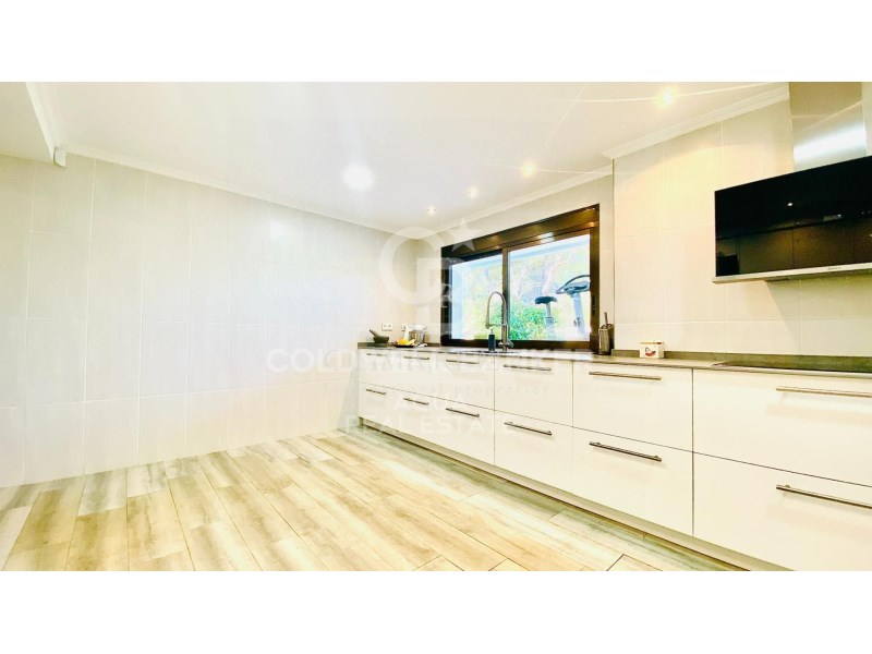 Alicante, l'Alf?s del Pi, Alfaz del Pi Pueblo-Urb, l'Alfàs del Pi, Comunidad Valenciana, 03580, ES, 7 Bedrooms Bedrooms, ,4 BathroomsBathrooms,Residential,For Sale,Alicante, l'Alf?s del Pi, Alfaz del Pi Pueblo-Urb,1603001