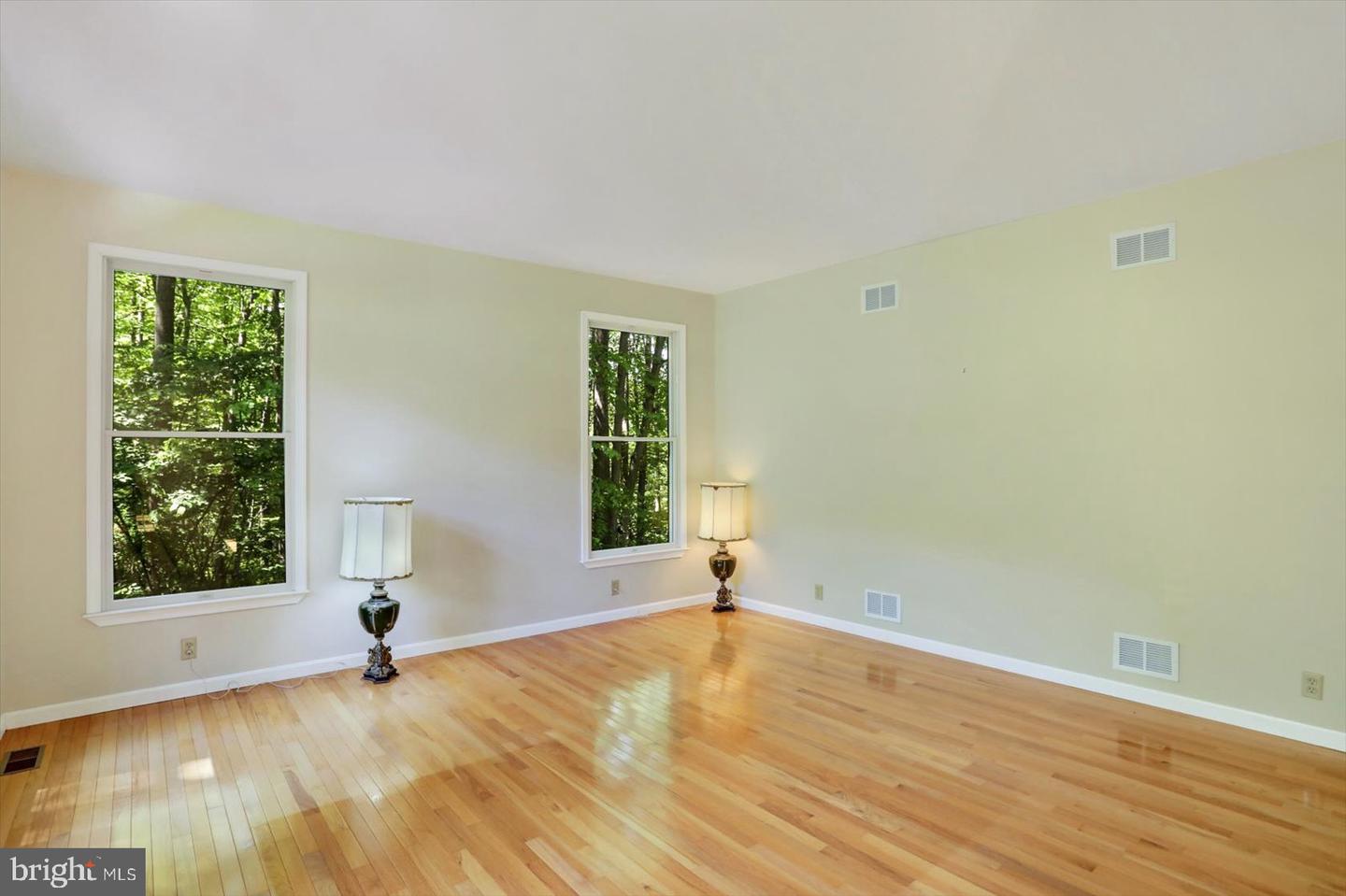 Delta, Pennsylvania, 17314, United States, 4 Bedrooms Bedrooms, ,4 BathroomsBathrooms,Residential,For Sale,1818041