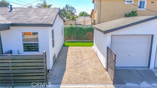 Los Angeles, California, 90061, United States, 2 Bedrooms Bedrooms, ,2 BathroomsBathrooms,Residential,For Sale,2000057