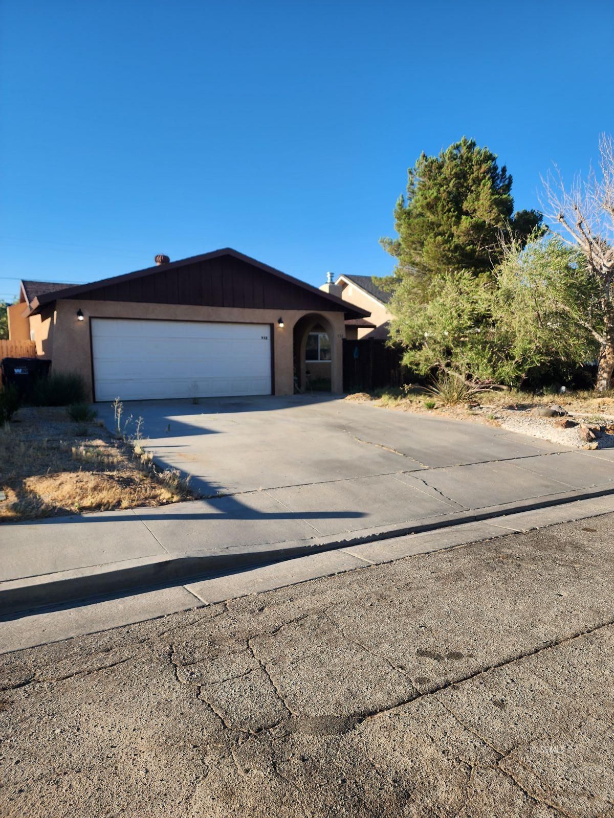 Langley Ave, Ridgecrest, CA 93555