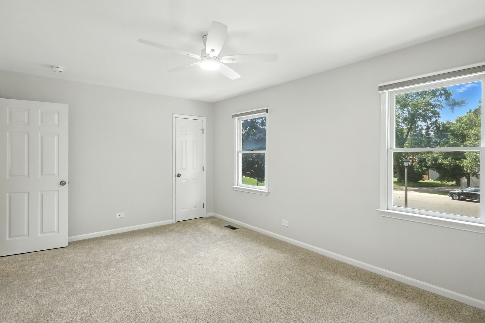 Deerfield, Illinois, 60015, United States, 4 Bedrooms Bedrooms, ,3 BathroomsBathrooms,Residential,For Sale,1933252
