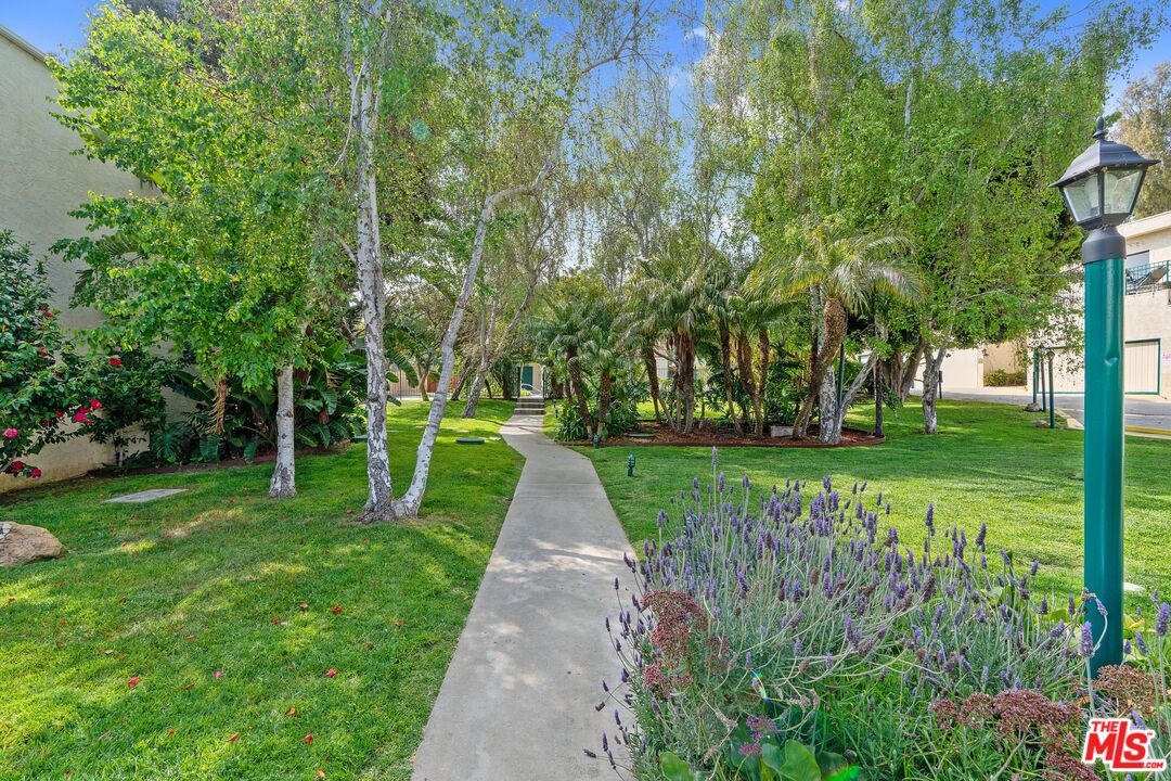 Malibu, California, 90265, United States, 3 Bedrooms Bedrooms, ,2 BathroomsBathrooms,Residential,For Sale,1991505