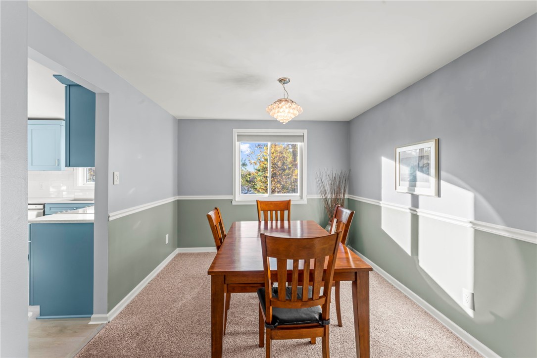 Pittsburgh, Pennsylvania, 15241, United States, 4 Bedrooms Bedrooms, ,4 BathroomsBathrooms,Residential,For Sale,2001215