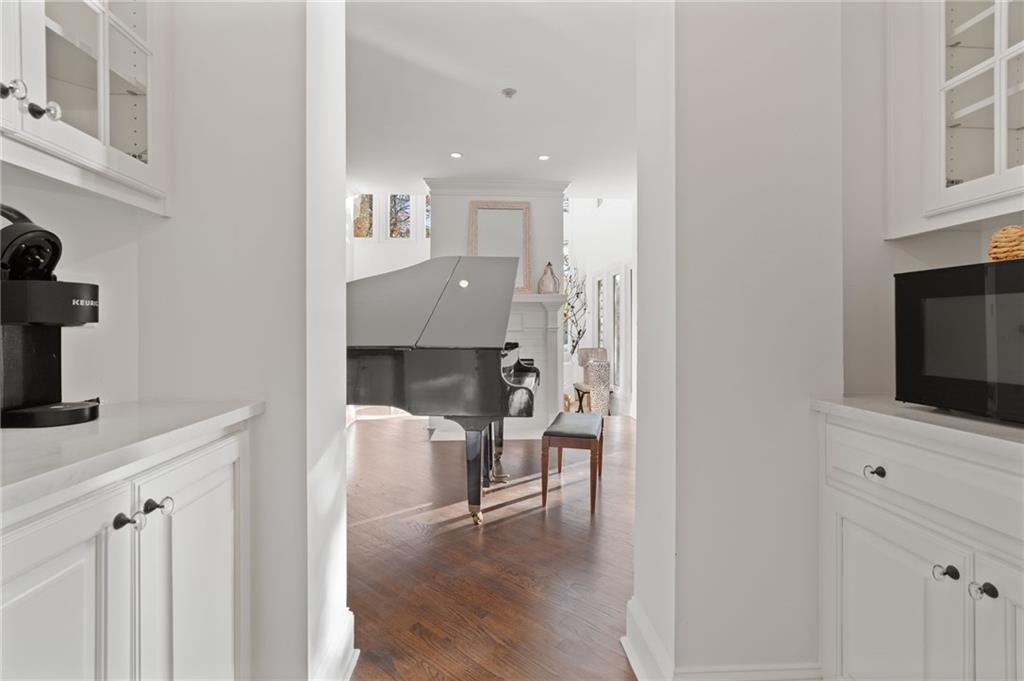 Big Canoe, Georgia, 30143, United States, 5 Bedrooms Bedrooms, ,6 BathroomsBathrooms,Residential,For Sale,1996415