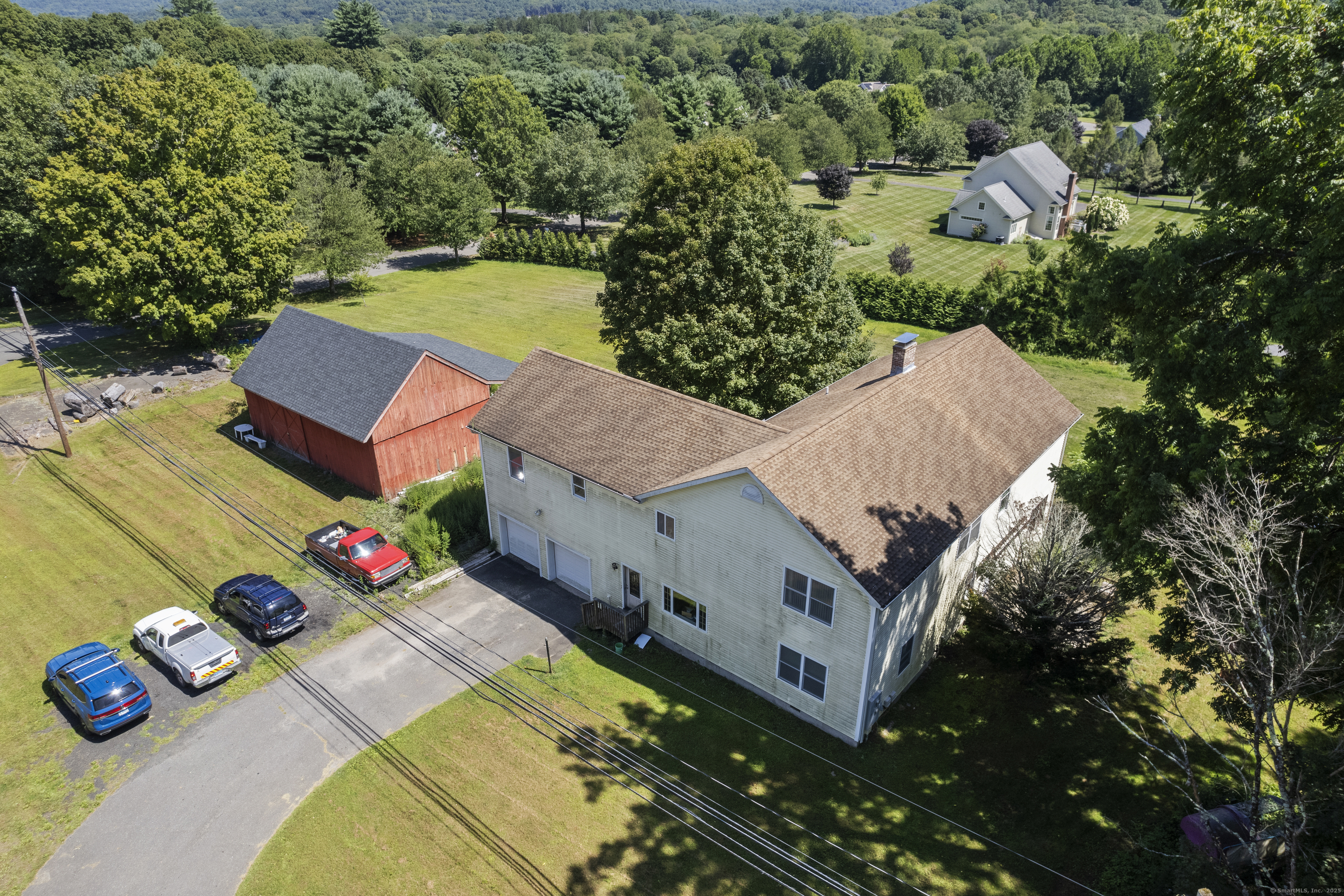 Woodbury, Connecticut, 06798, United States, 6 Bedrooms Bedrooms, ,3 BathroomsBathrooms,Residential,For Sale,1940915
