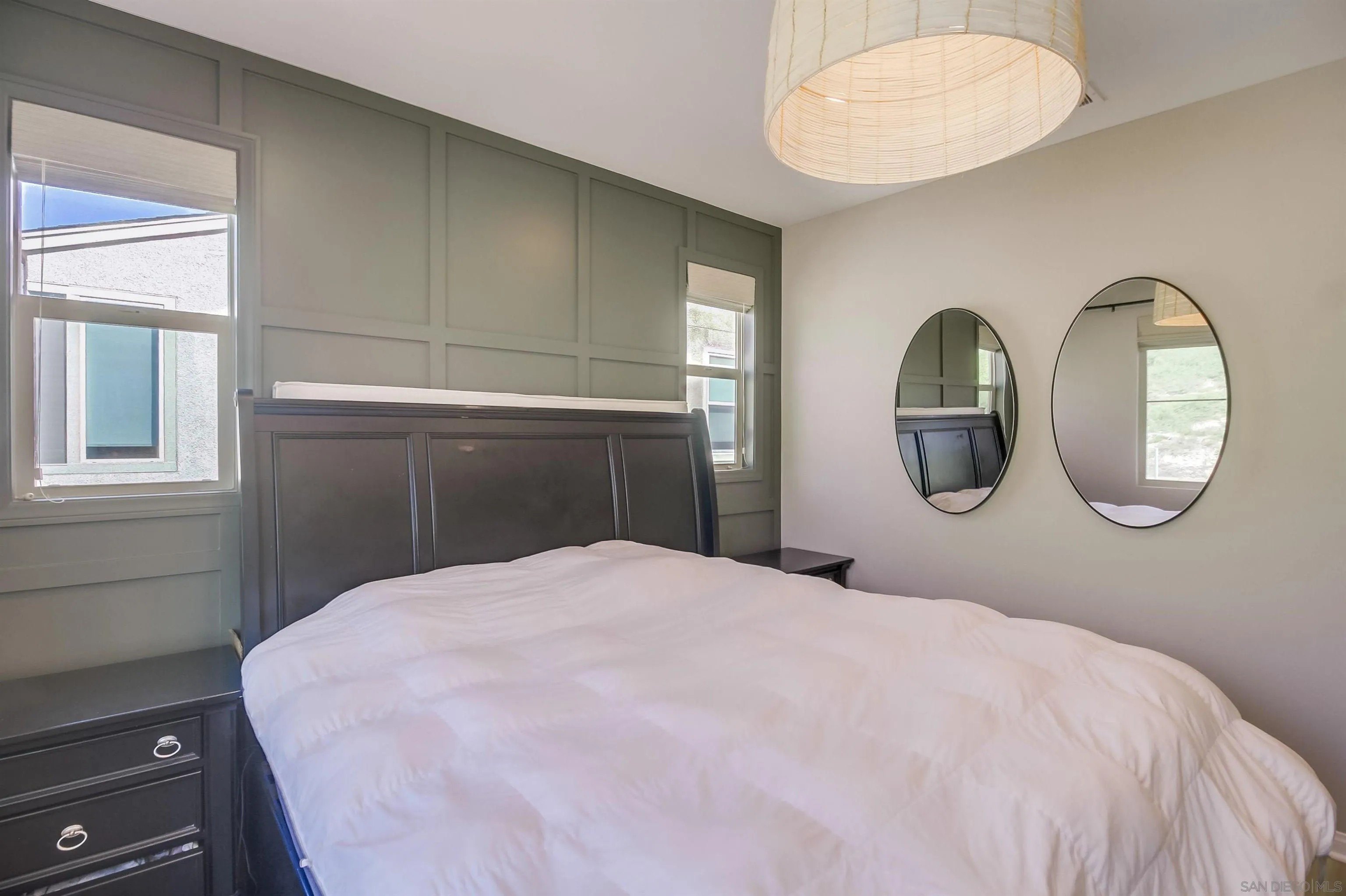 Chula Vista, California, 91913, United States, 4 Bedrooms Bedrooms, ,3 BathroomsBathrooms,Residential,For Sale,1949636