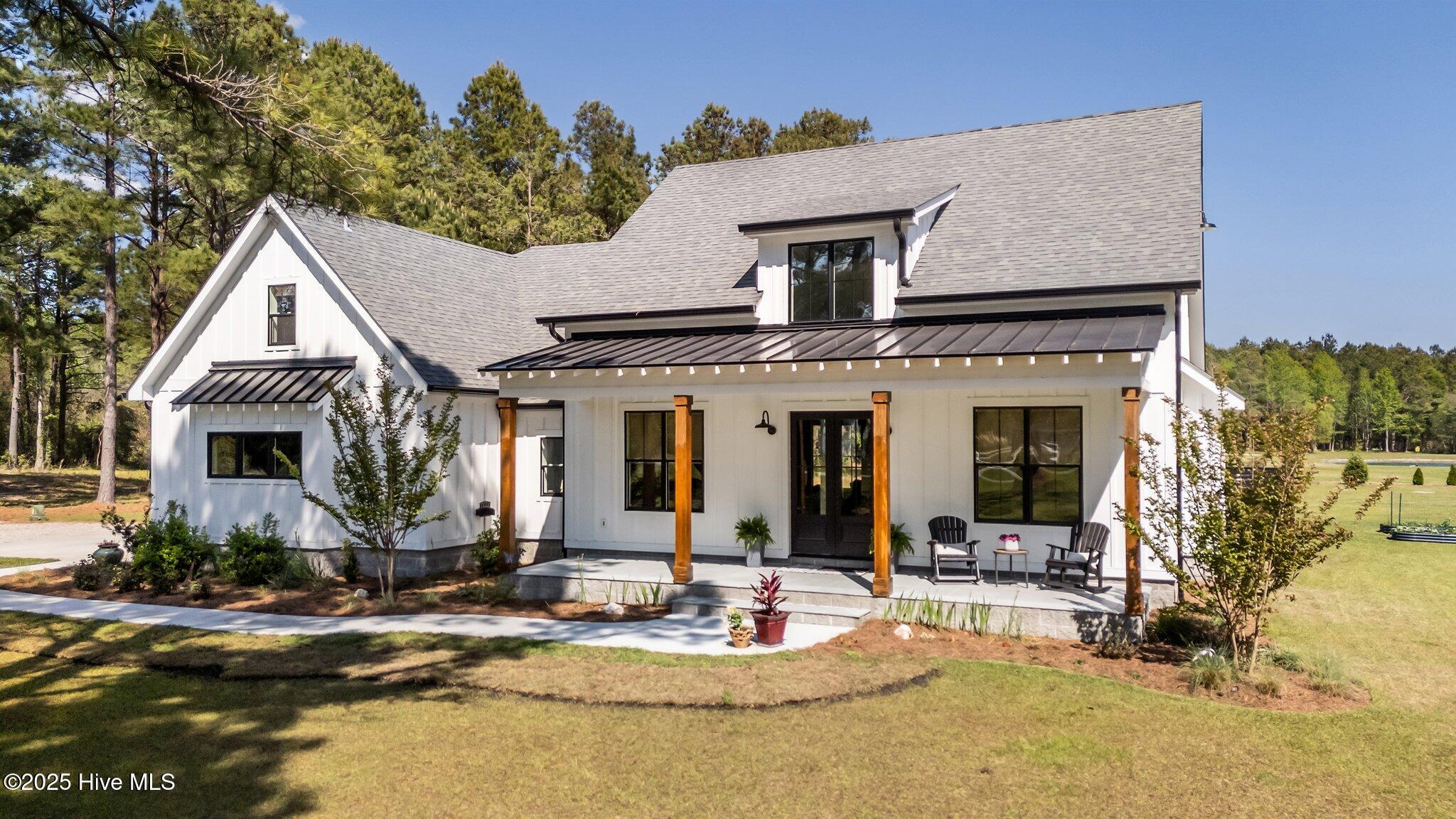 Beaufort, North Carolina, 28516, United States, 3 Bedrooms Bedrooms, ,3 BathroomsBathrooms,Residential,For Sale,1792865