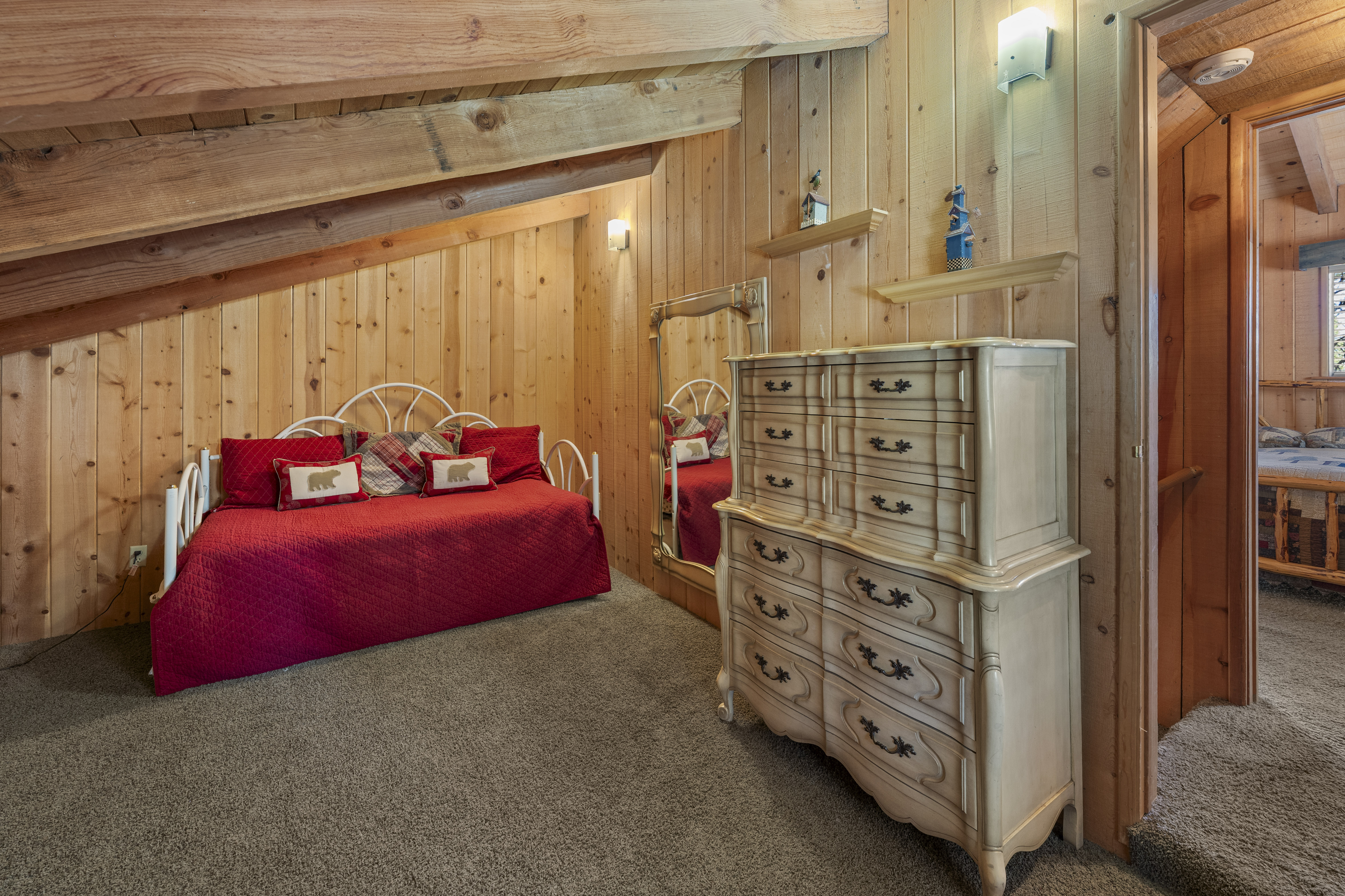  39625 Flicker Road, Fawnskin, CA 92333 - 物件實景