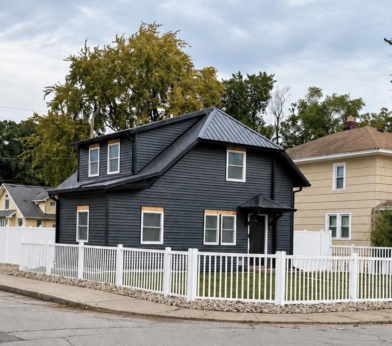 Cedar St, South Bend, IN 46617 #1