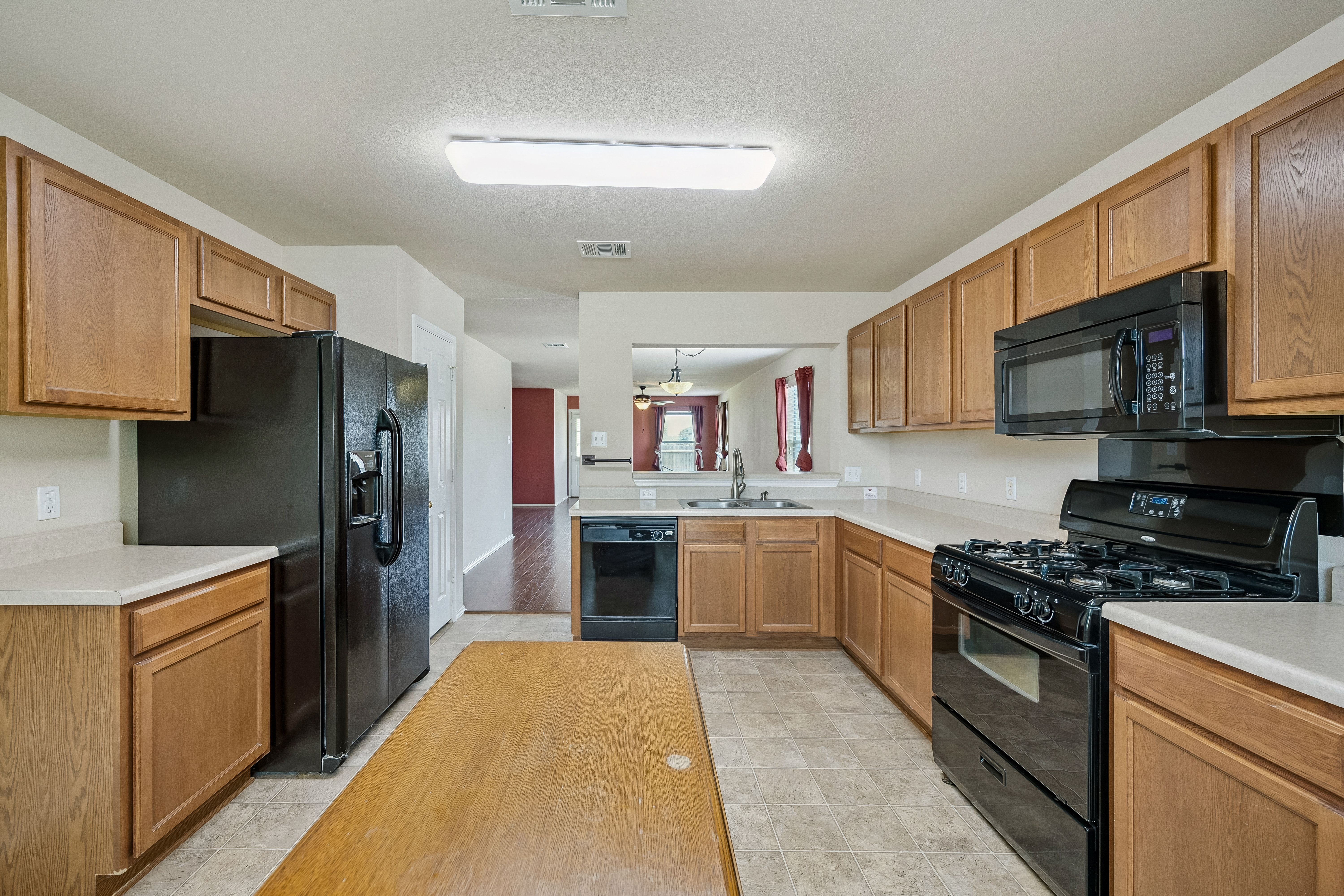  913 Remington Drive, Leander, TX 78641 - 物件實景