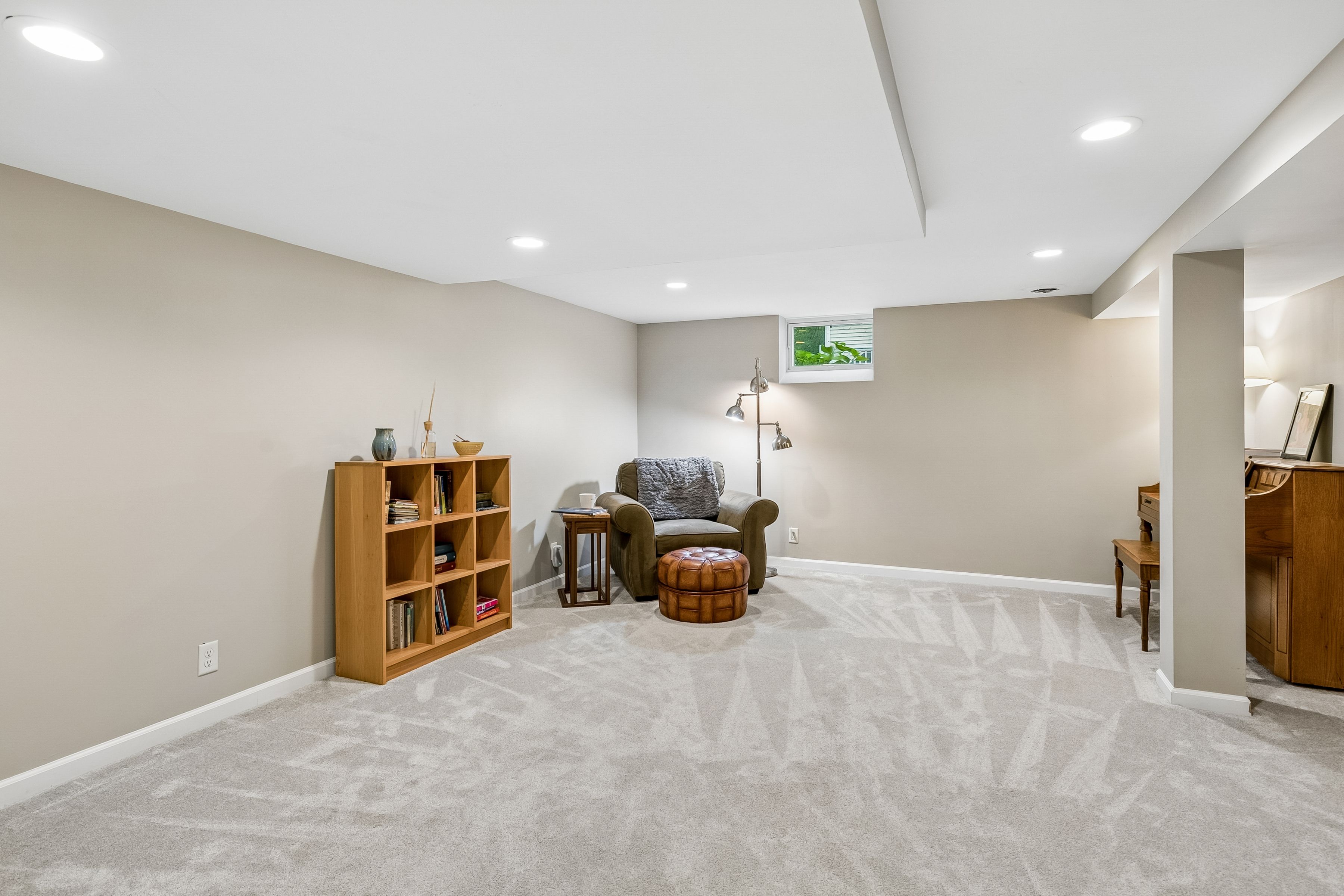  Beautifully Renovated in Coveted Chowen Park - 物件實景