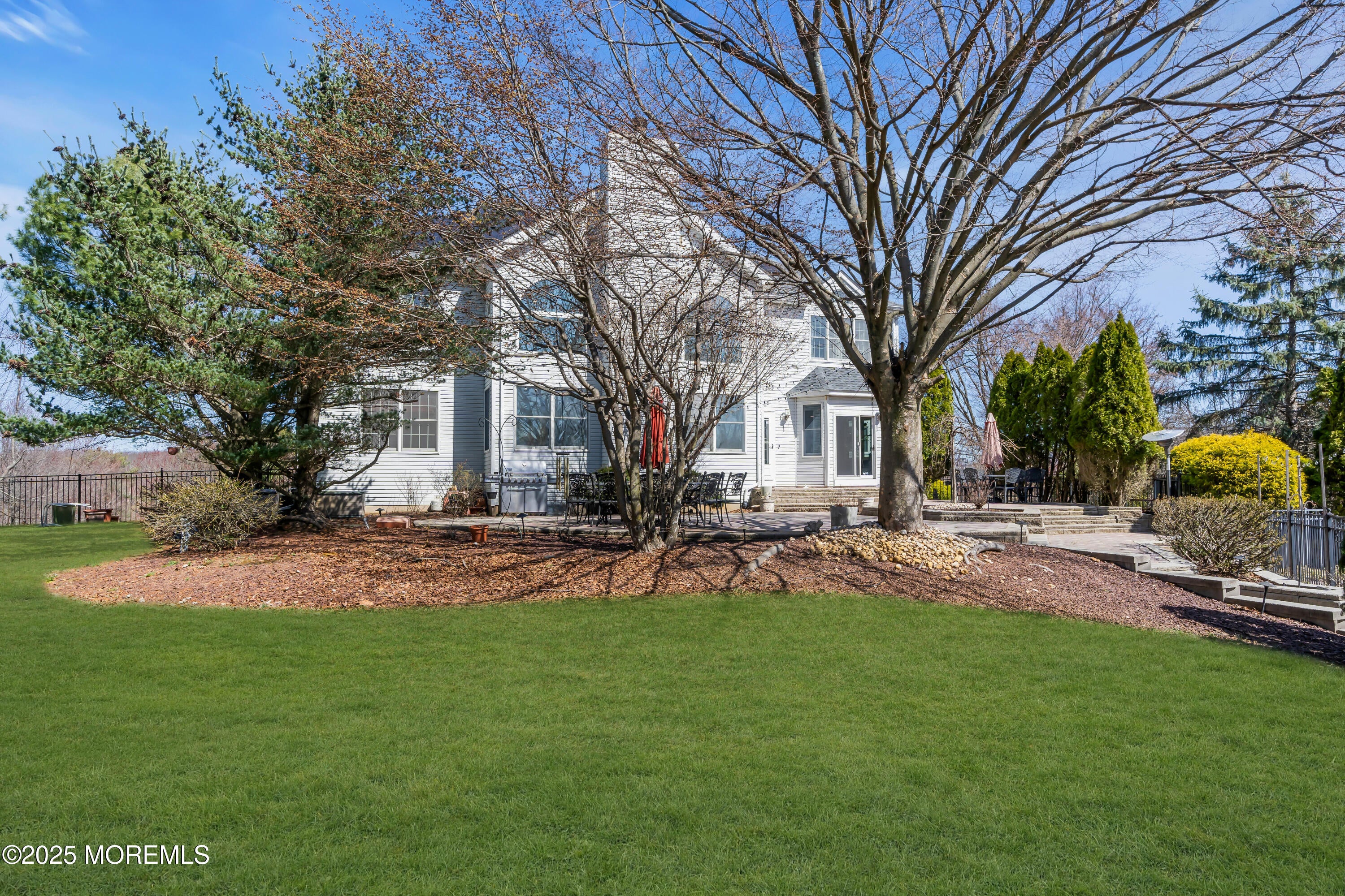 Manalapan, New Jersey, 07726, United States, 6 Bedrooms Bedrooms, ,5 BathroomsBathrooms,Residential,For Sale,1976013