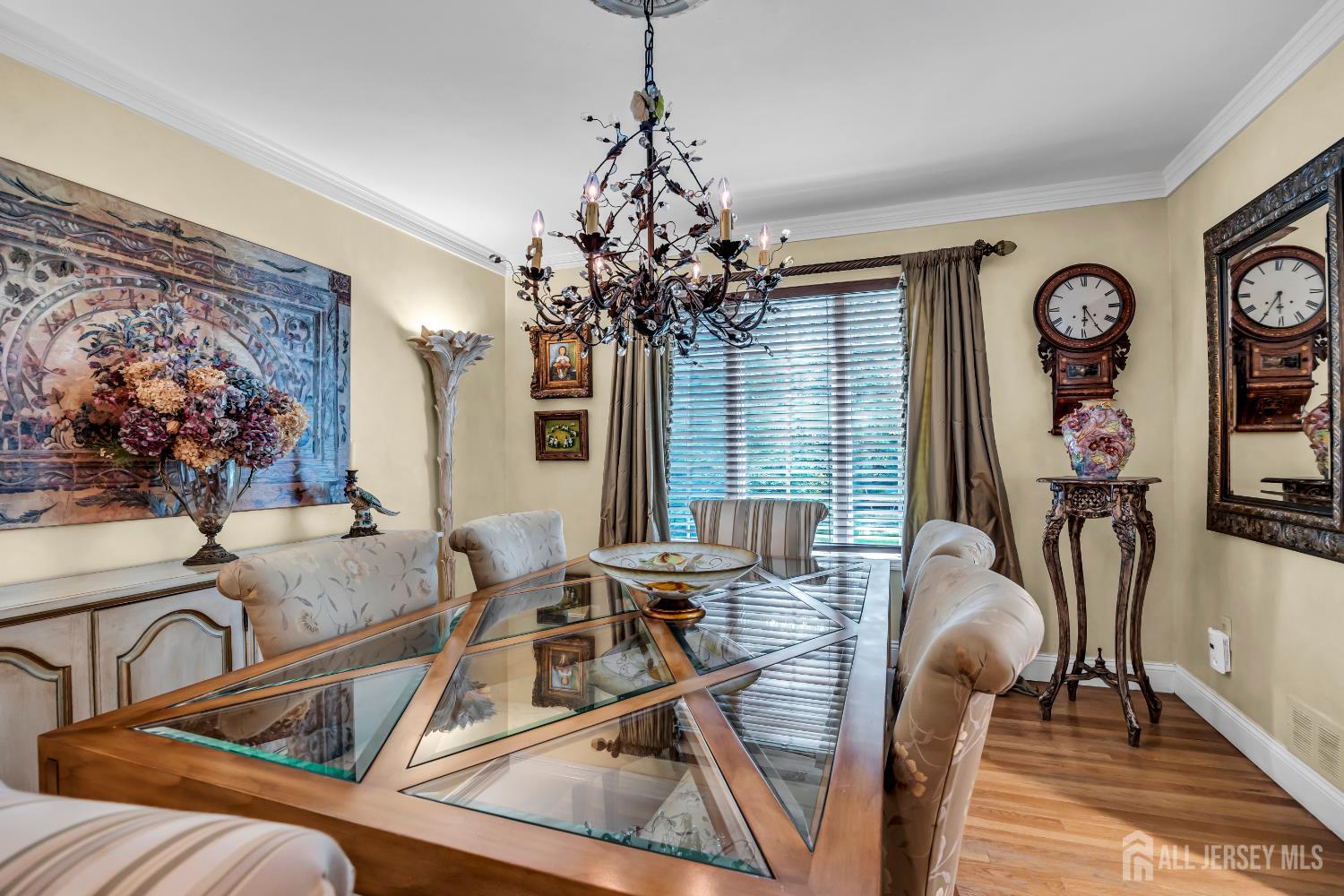 East Brunswick, New Jersey, 08816, United States, 5 Bedrooms Bedrooms, ,5 BathroomsBathrooms,Residential,For Sale,1850220