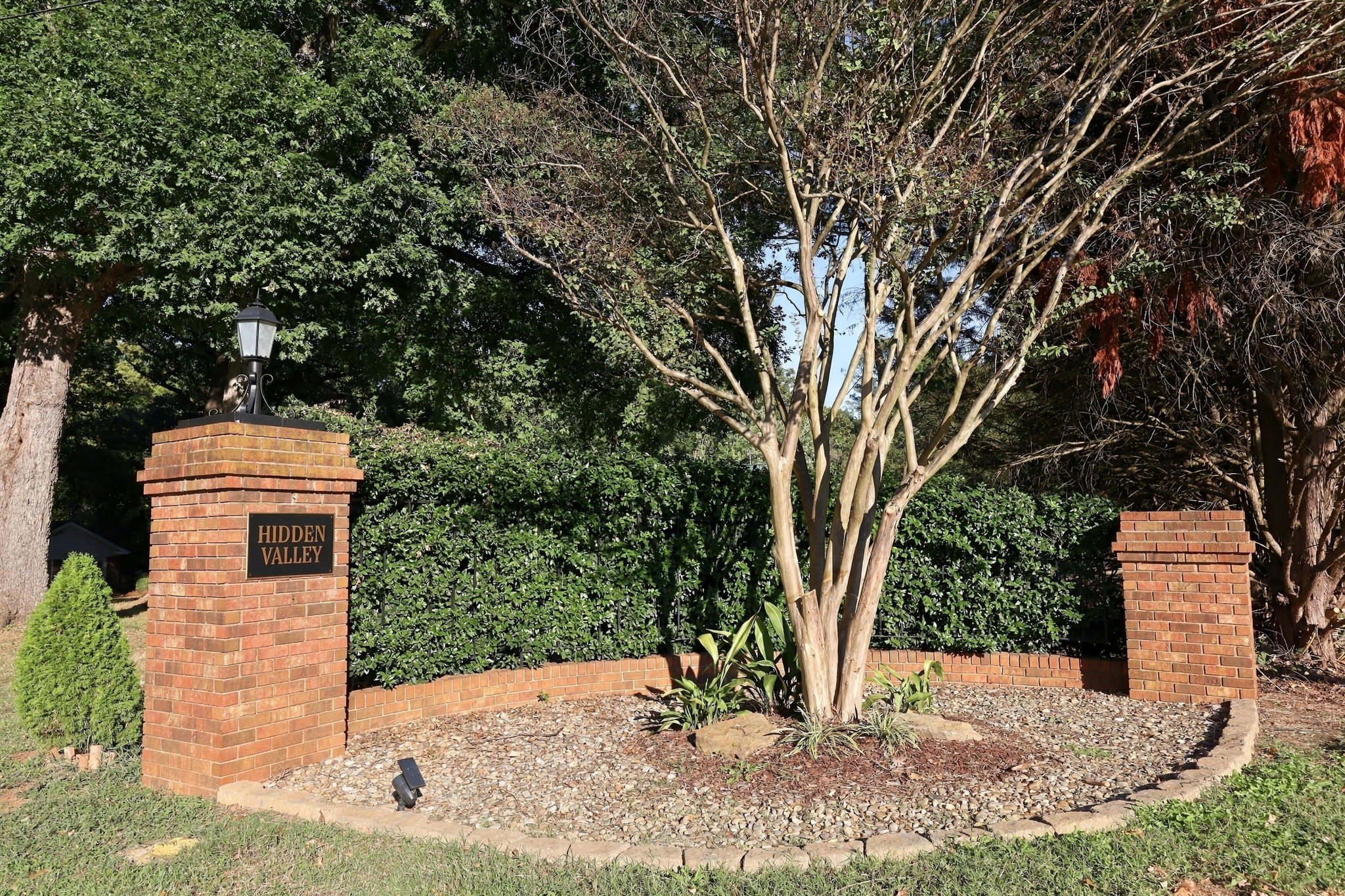  6700 Valley Lake Drive, Raleigh, NC 27612 - 物件實景