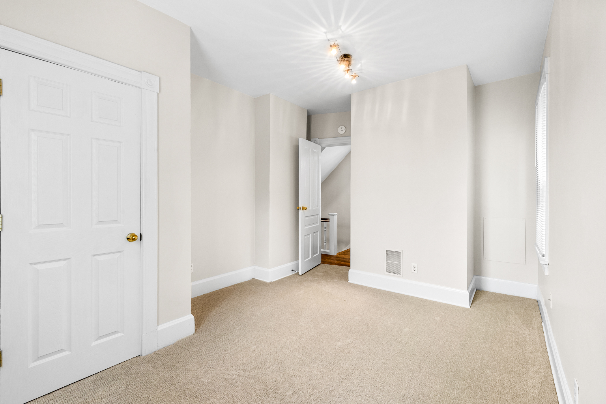  2715 Arbor Avenue, Cincinnati, OH 45209 - 物件實景