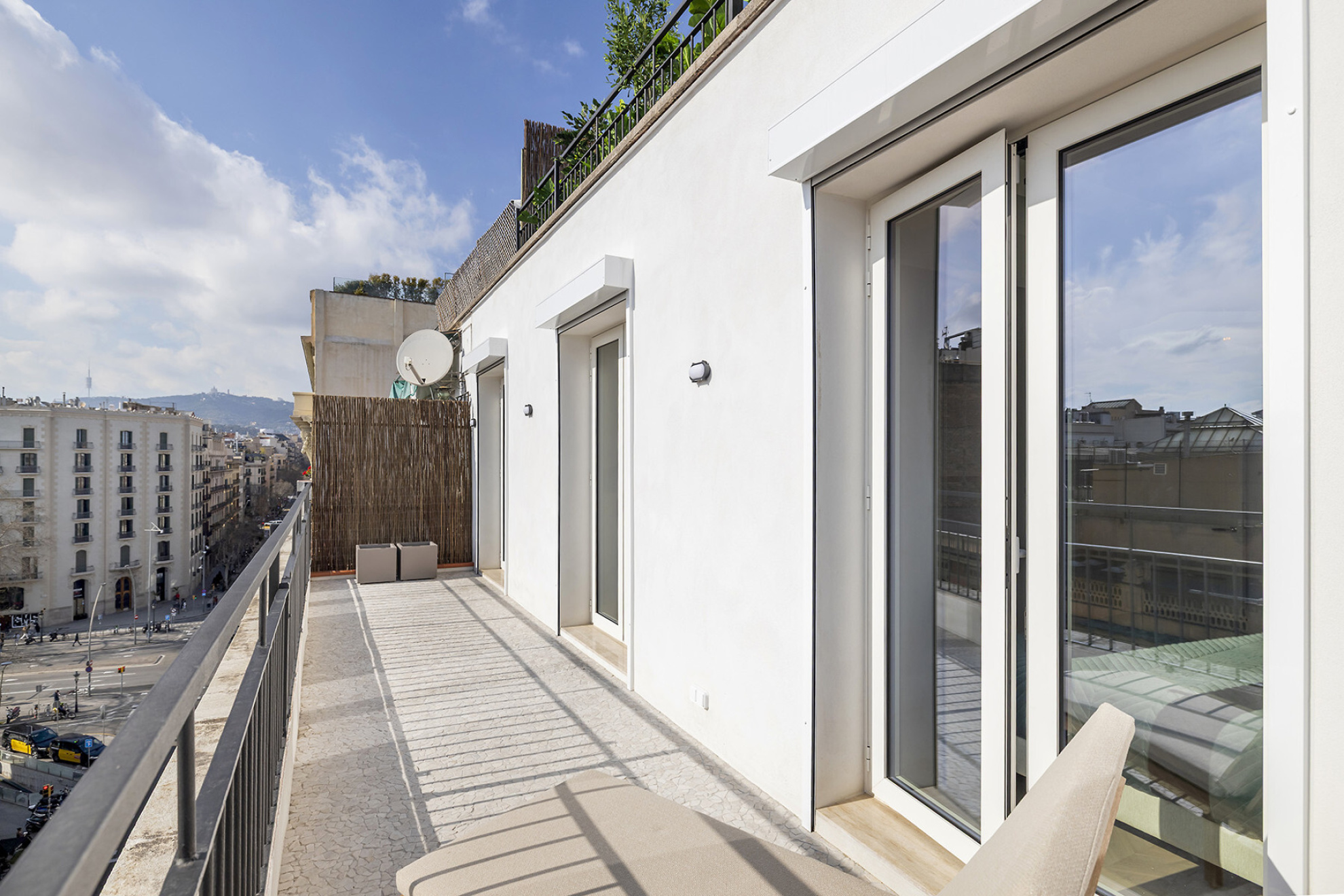  Impressive renovated duplex penthouse with terraces on both levels - 物件實景