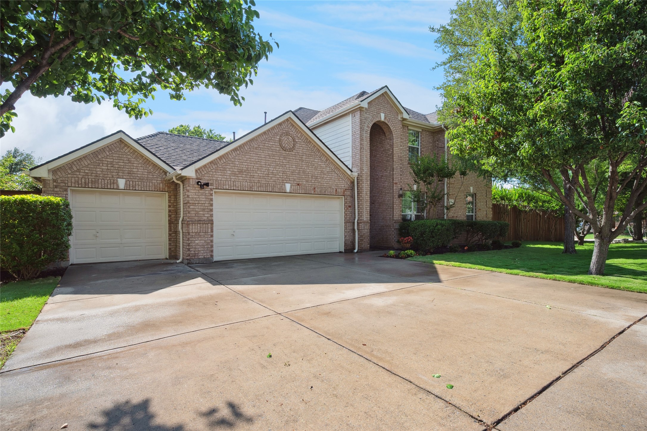 Prosper, Texas, 75078, United States, 5 Bedrooms Bedrooms, ,4 BathroomsBathrooms,Residential,For Sale,1827849