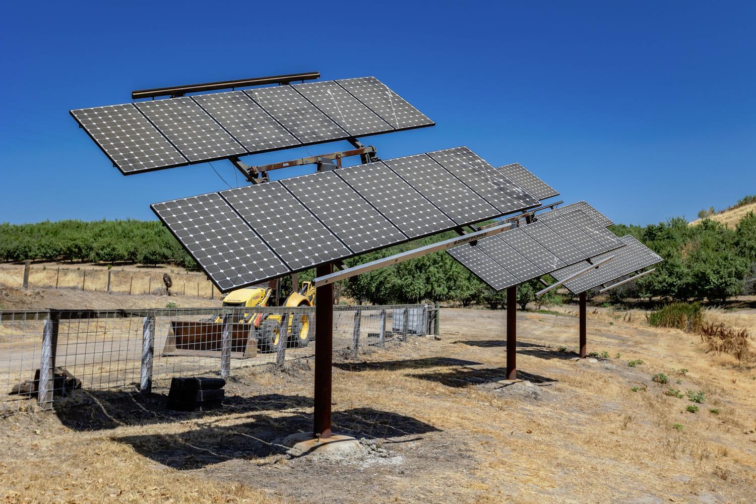 Oakdale, California, 95361, United States, 3 Bedrooms Bedrooms, ,2 BathroomsBathrooms,Residential,For Sale,1982799