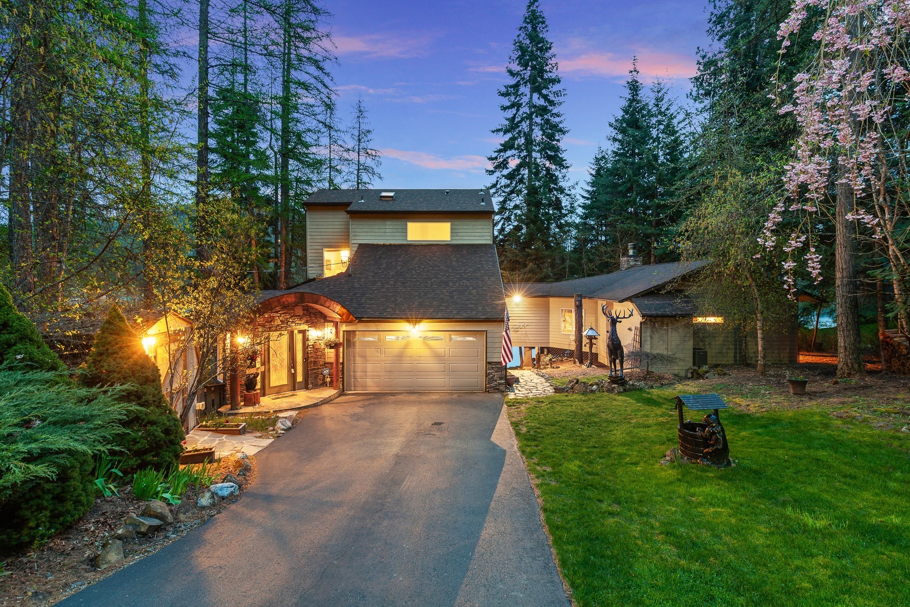  Hayden Lake Year Round Waterfront Living - 物件實景