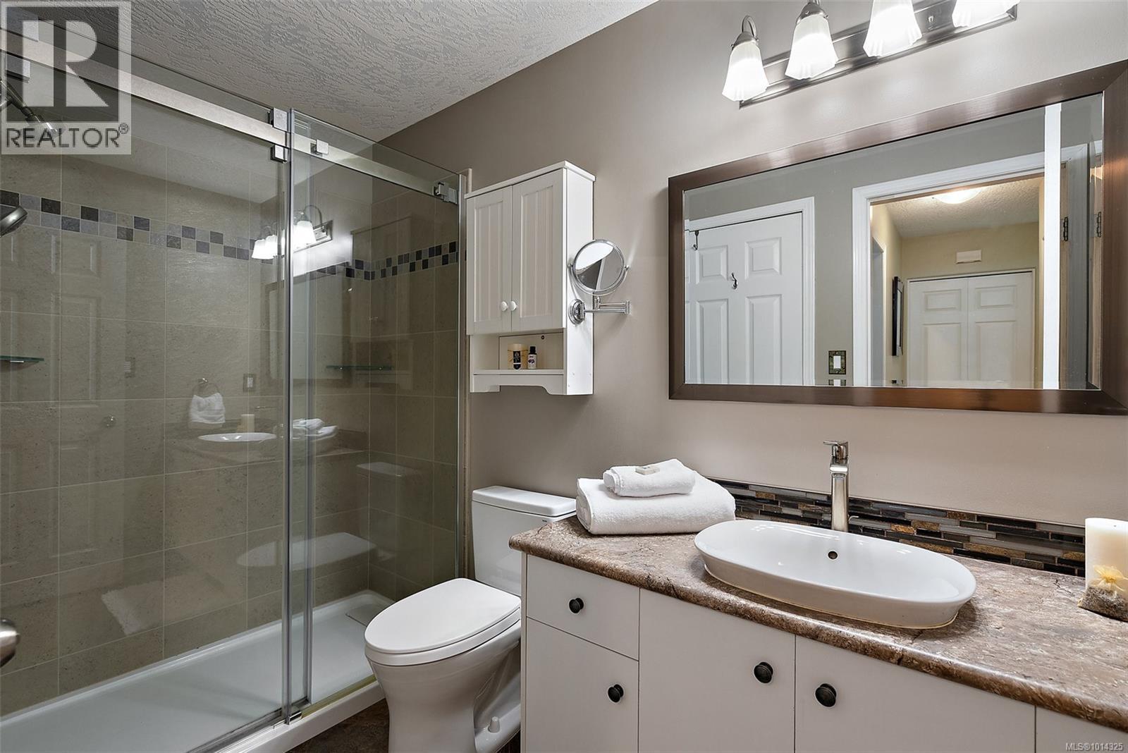 DUNCAN, British Columbia, V9L 5K8, CA, 3 Bedrooms Bedrooms, ,2 BathroomsBathrooms,Residential,For Sale,1950422